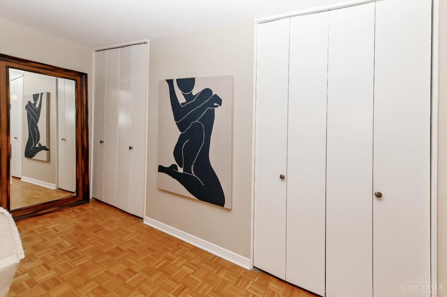 2324 Madison Road 209