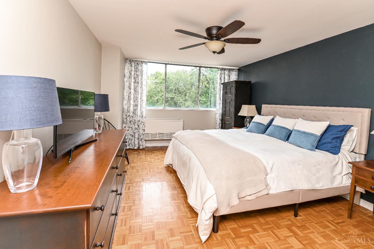 2324 Madison Road 209