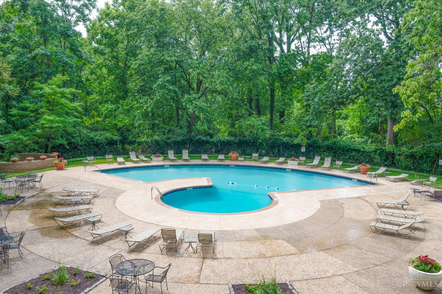 2324 Madison Road 209