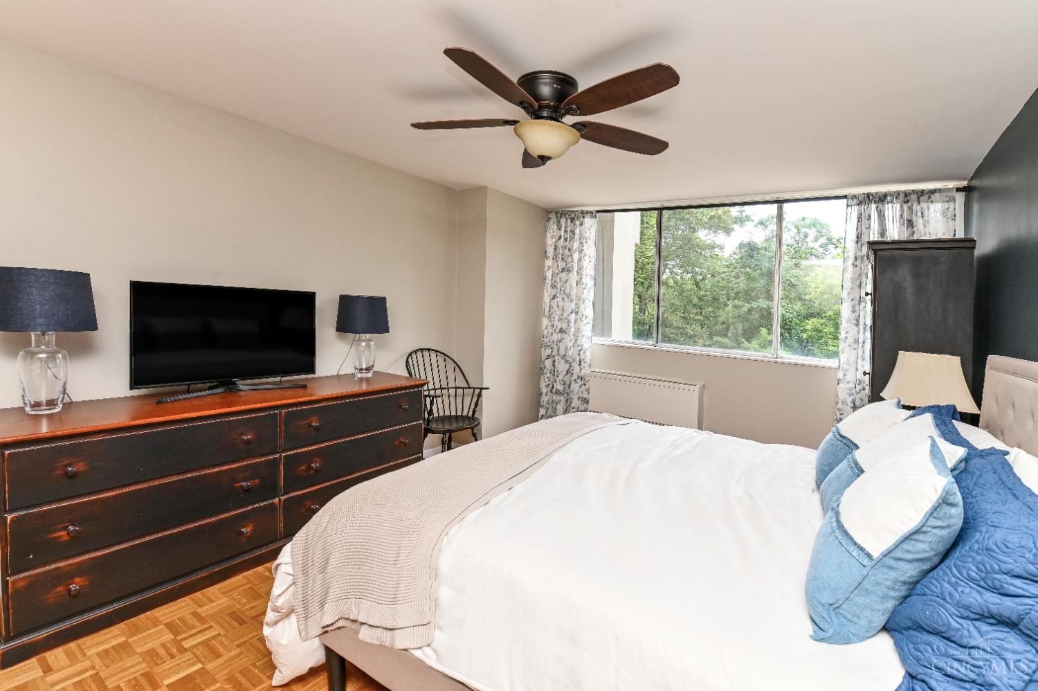 2324 Madison Road 209