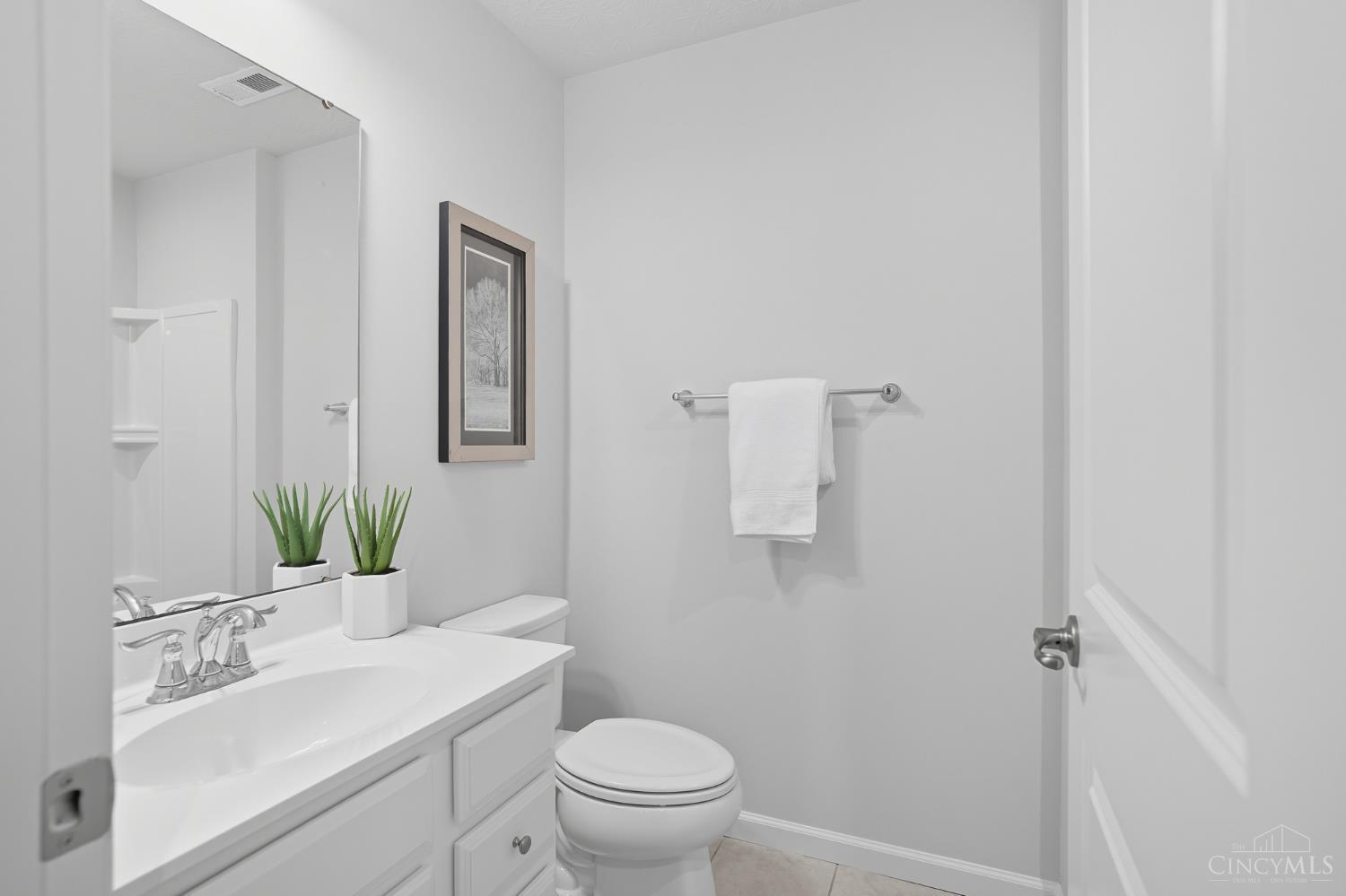 5913 Stones Throw Way