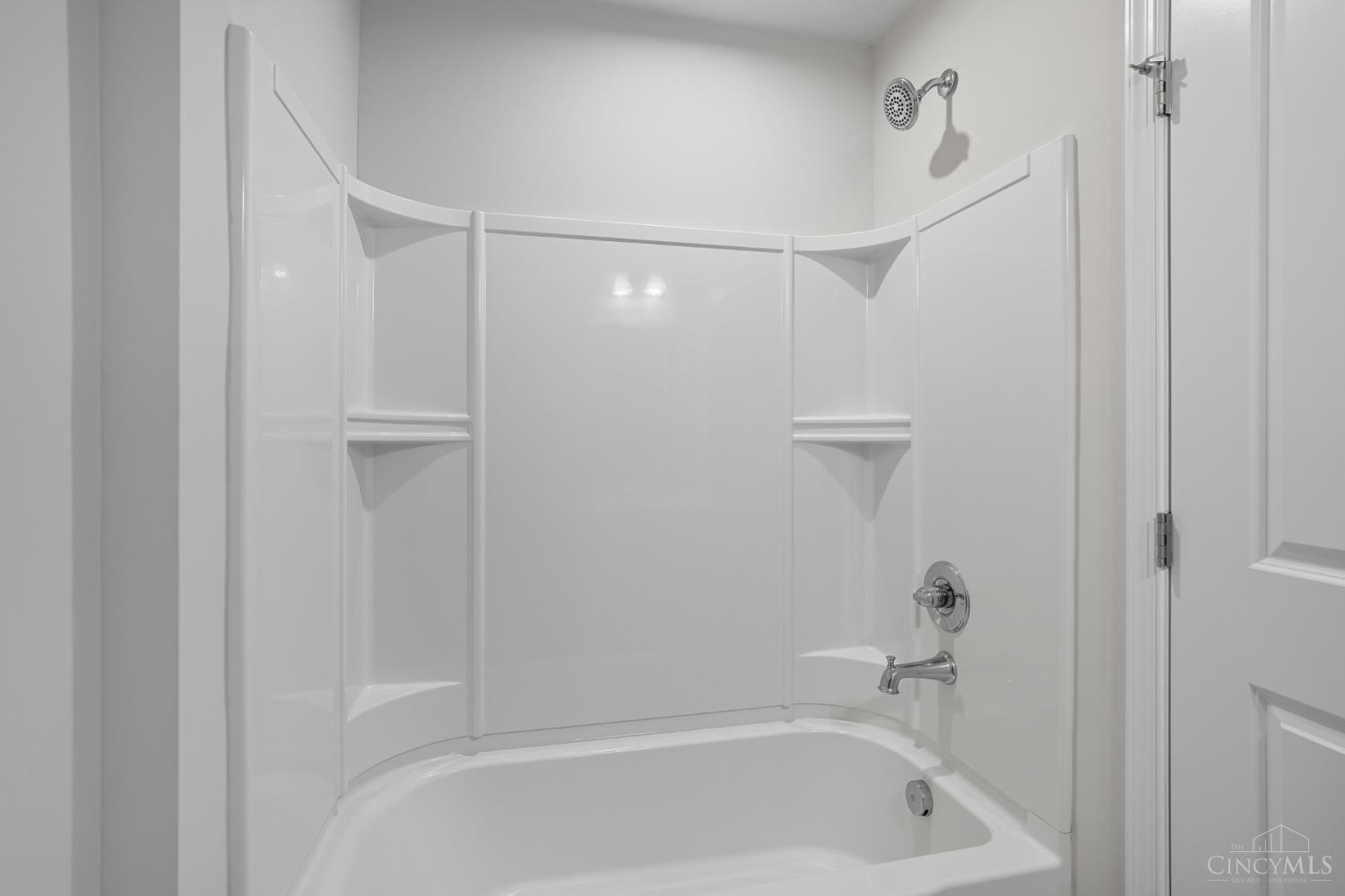 5913 Stones Throw Way
