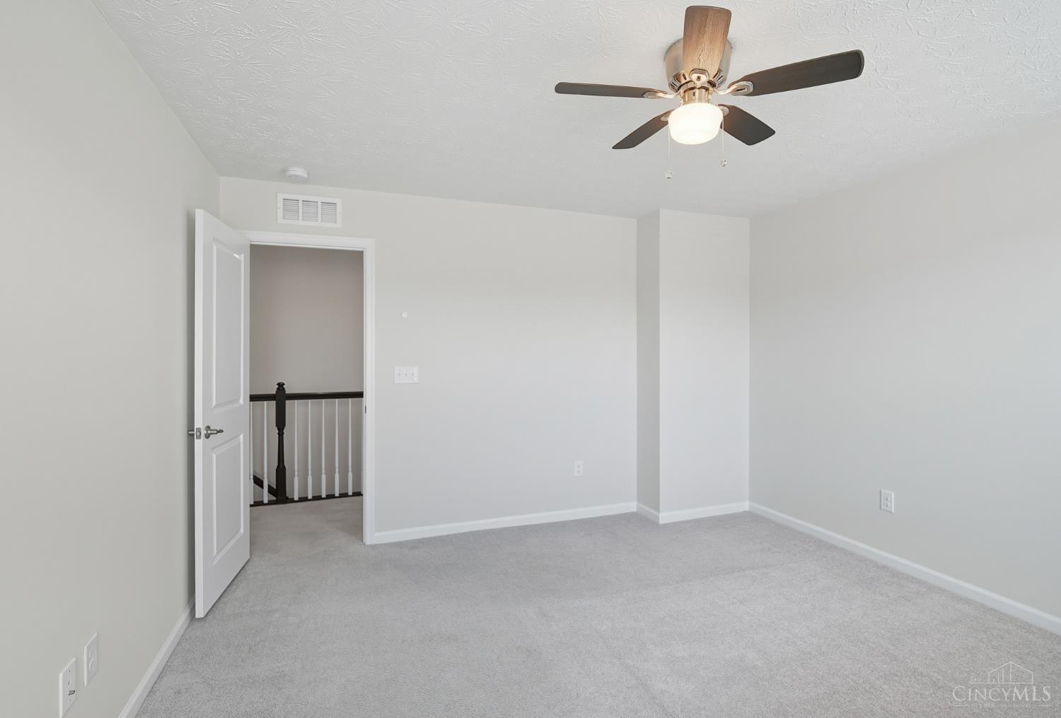 5913 Stones Throw Way