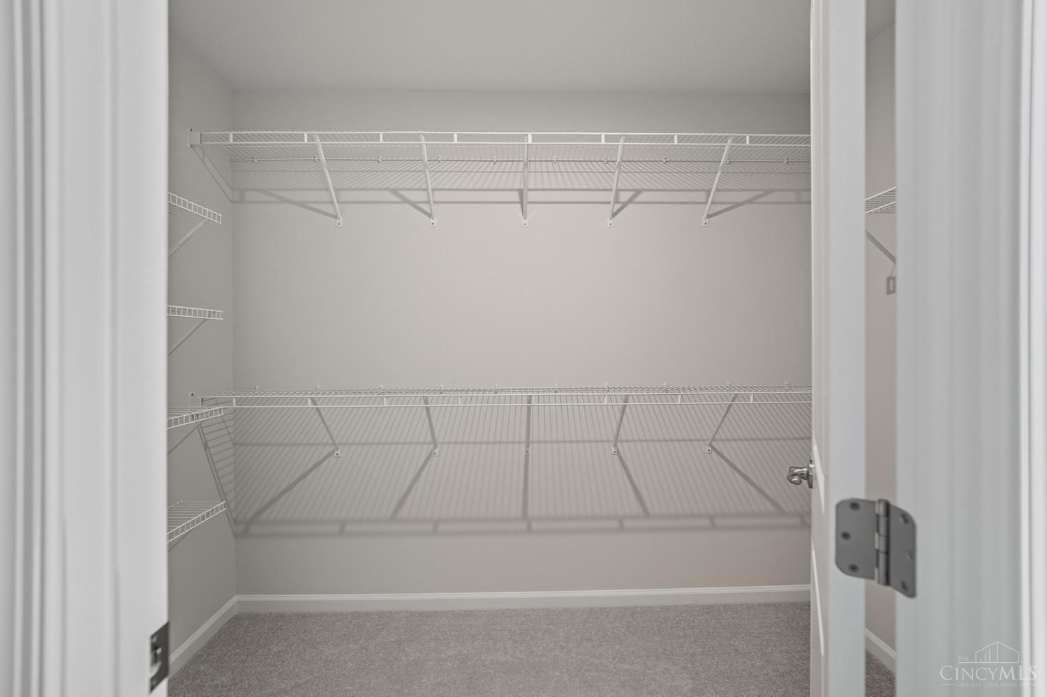 5913 Stones Throw Way