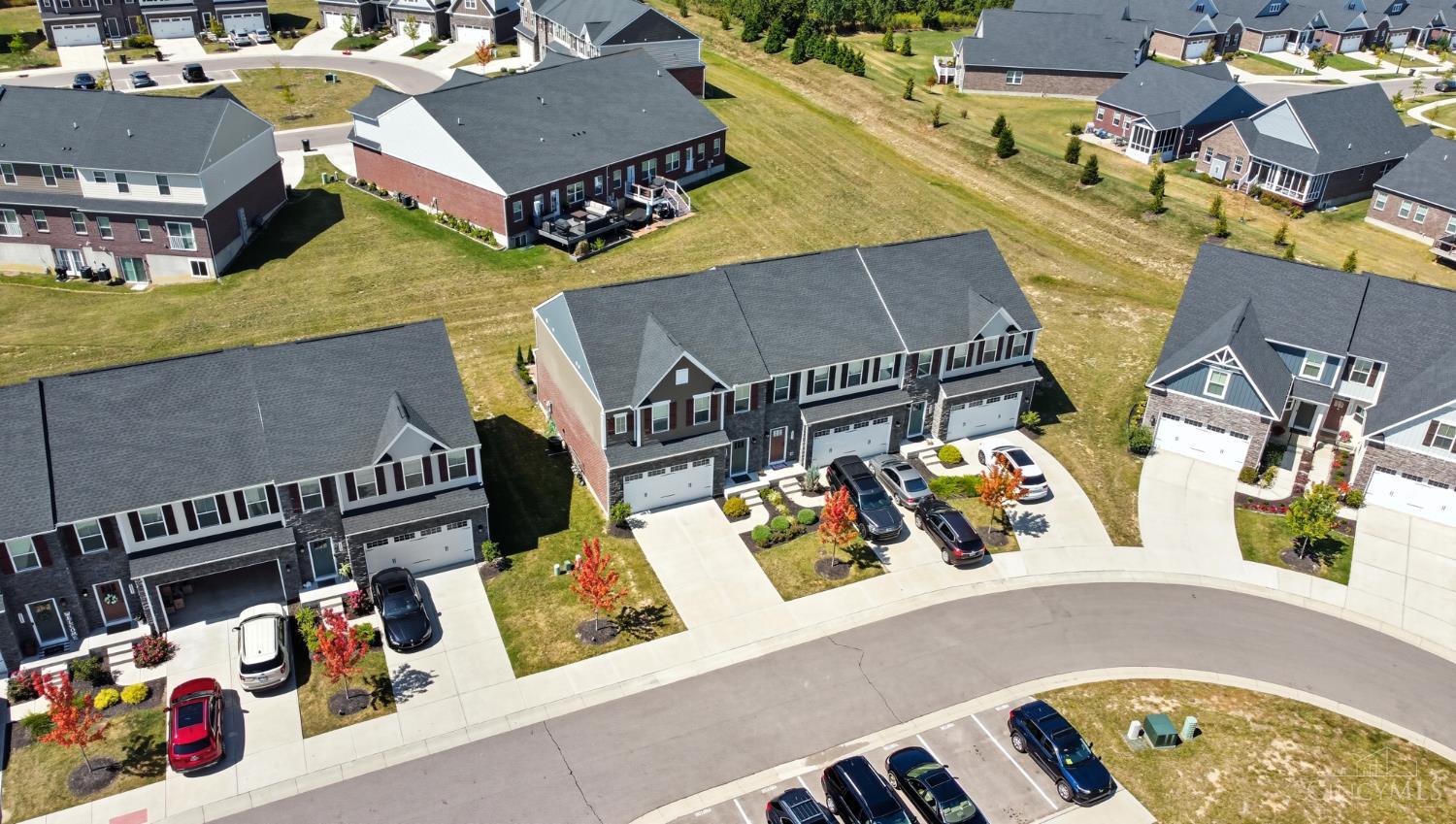 5913 Stones Throw Way
