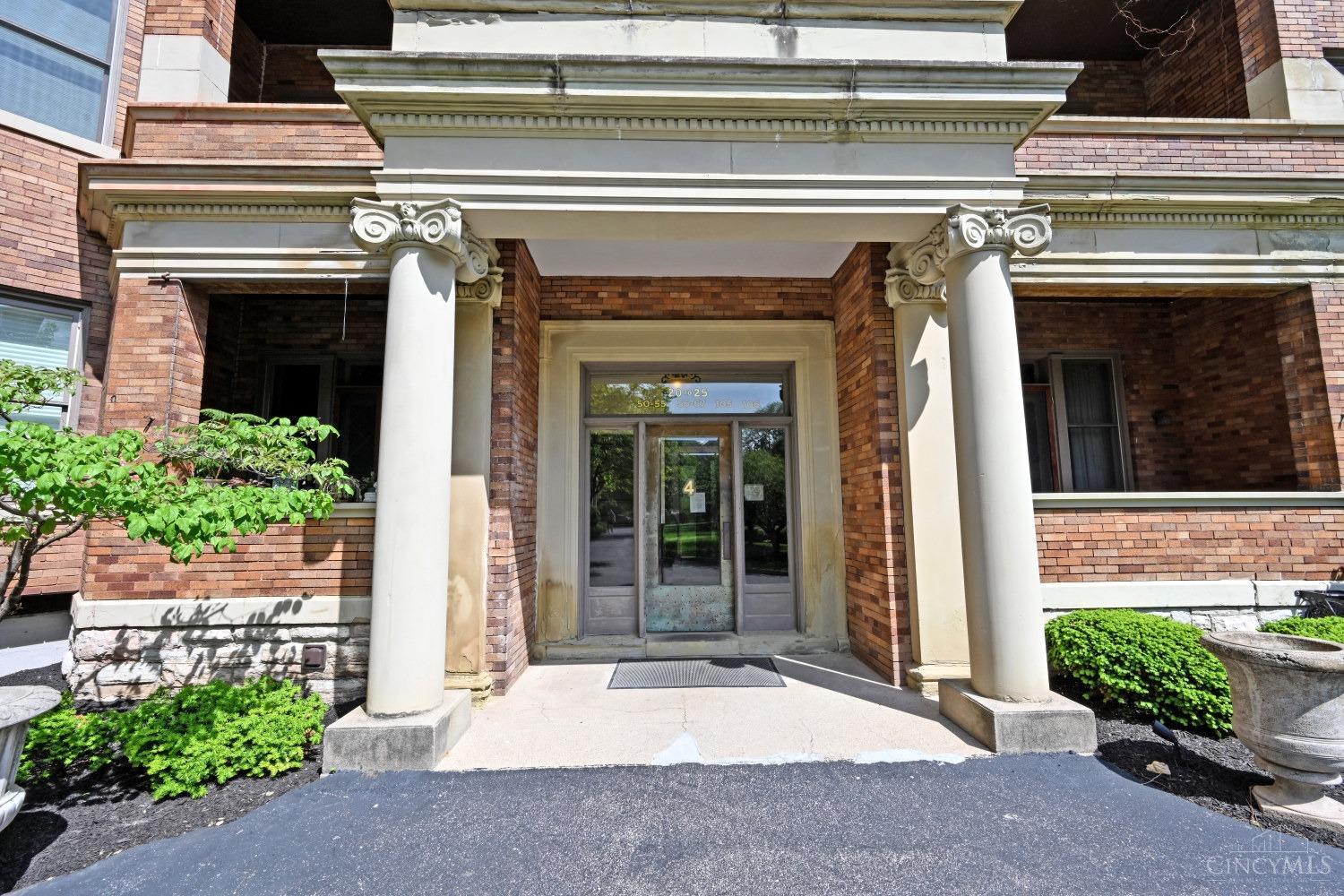 2356 Park Avenue 65