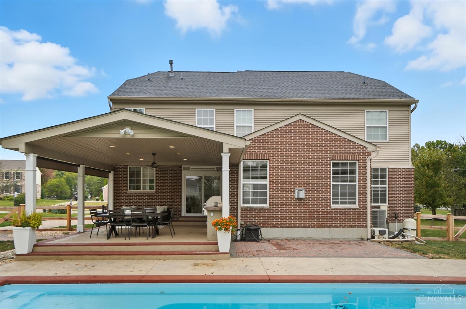 1097 Stone Oak Boulevard