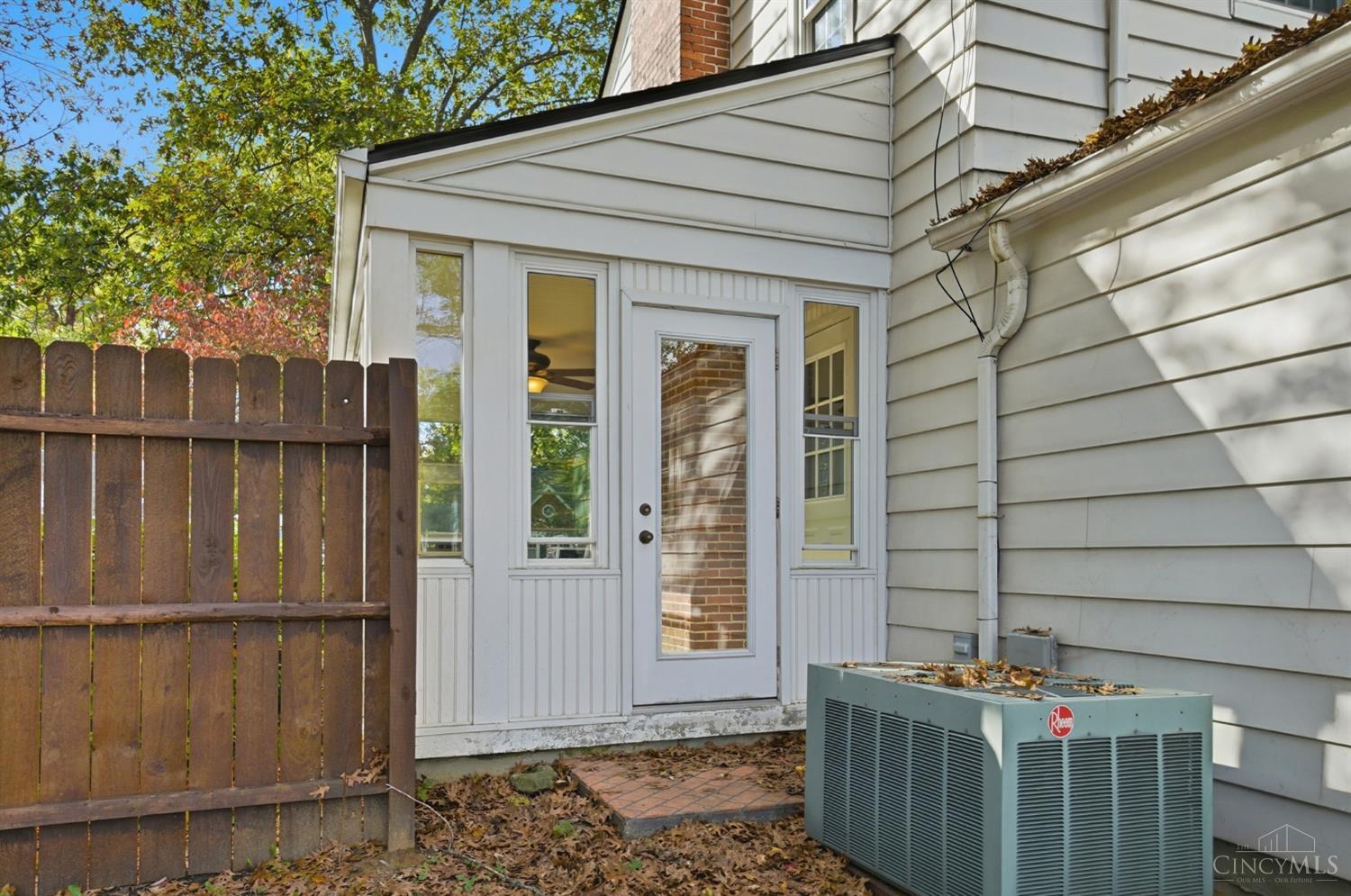 3105 Hampton Place