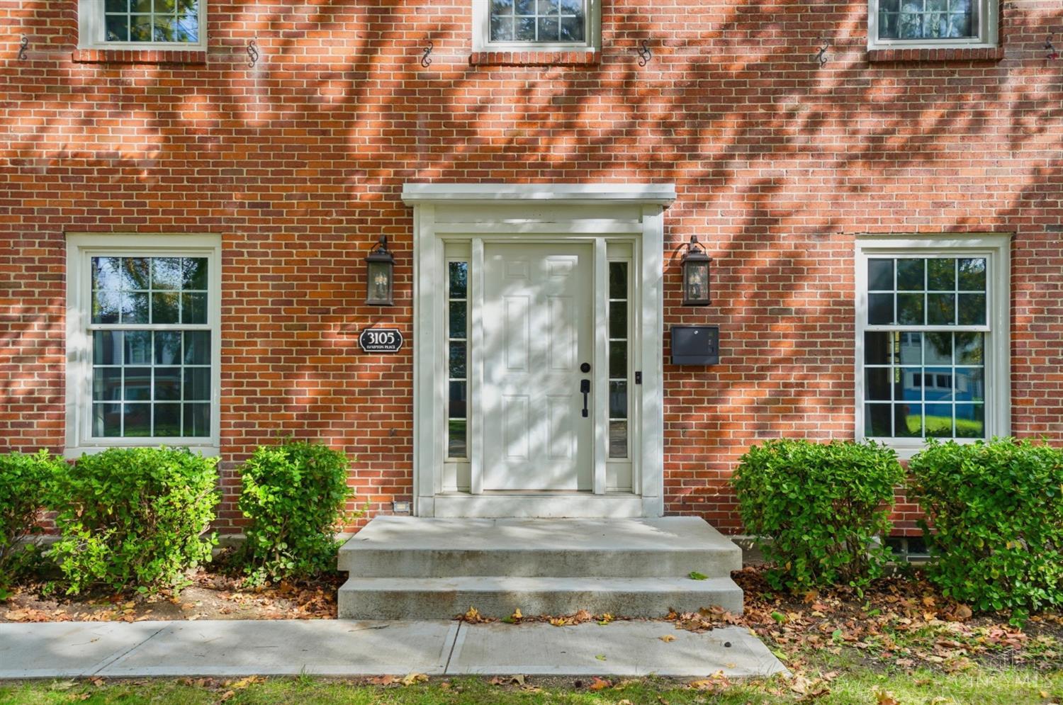 3105 Hampton Place