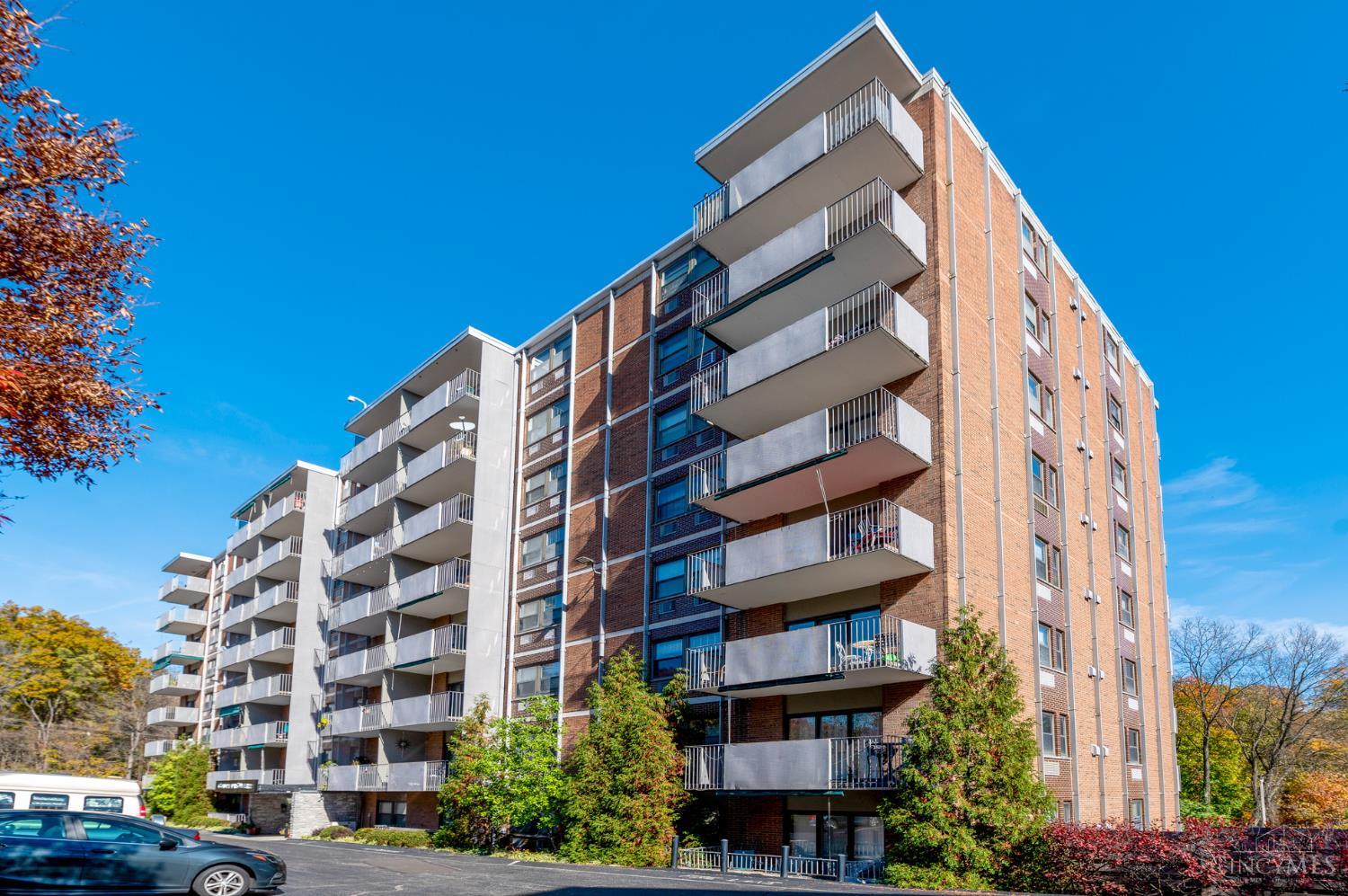 1815 William H Taft Road 409