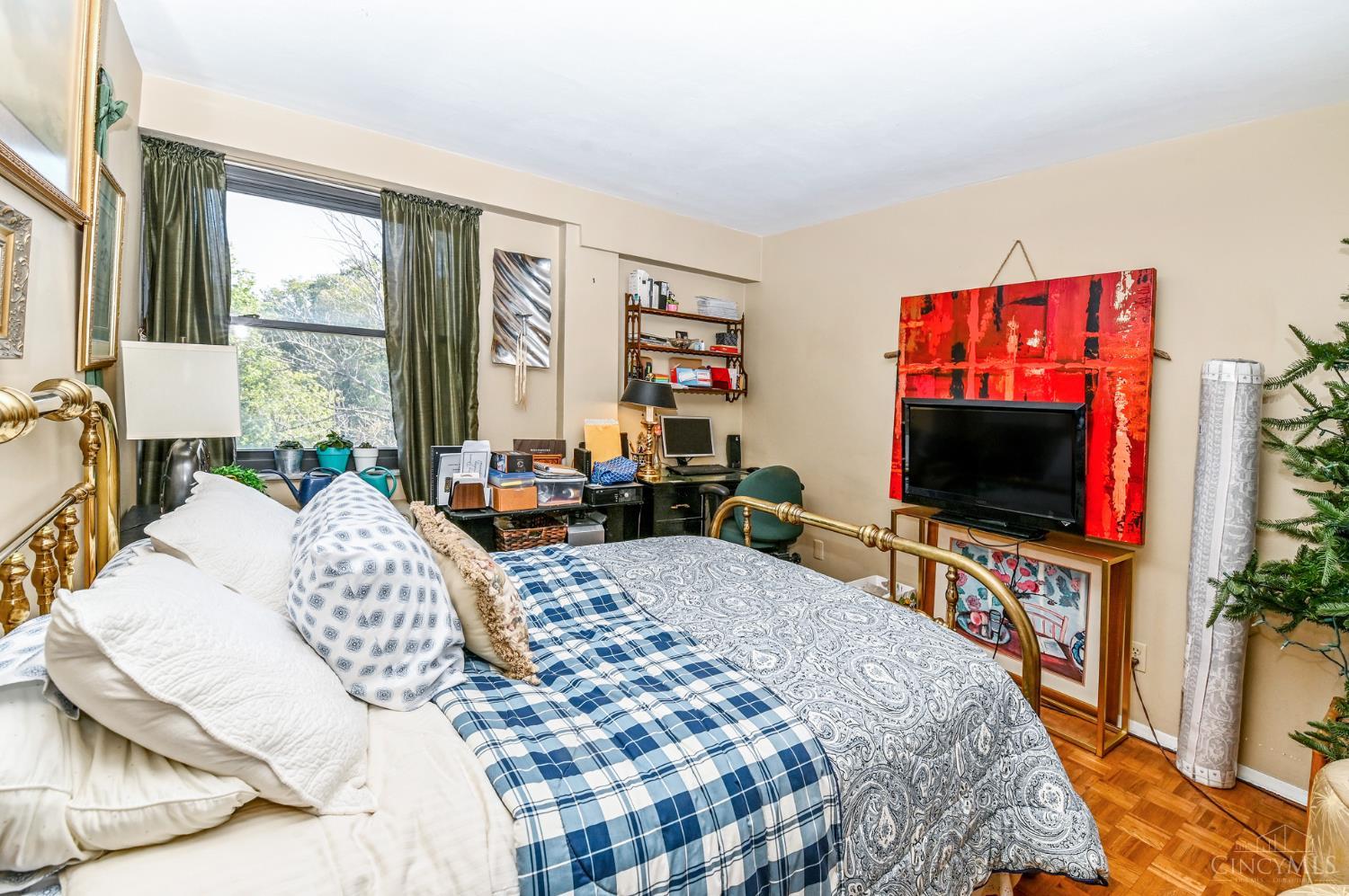 1815 William H Taft Road 409