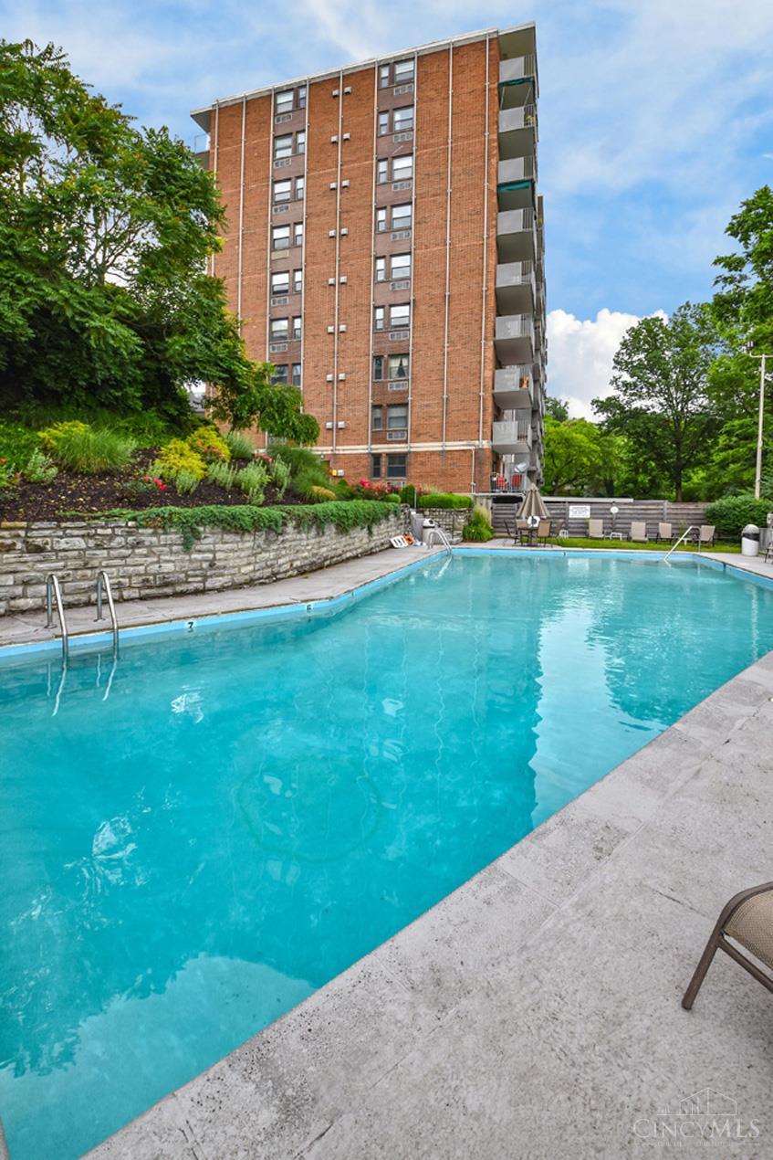 1815 William H Taft Road 409