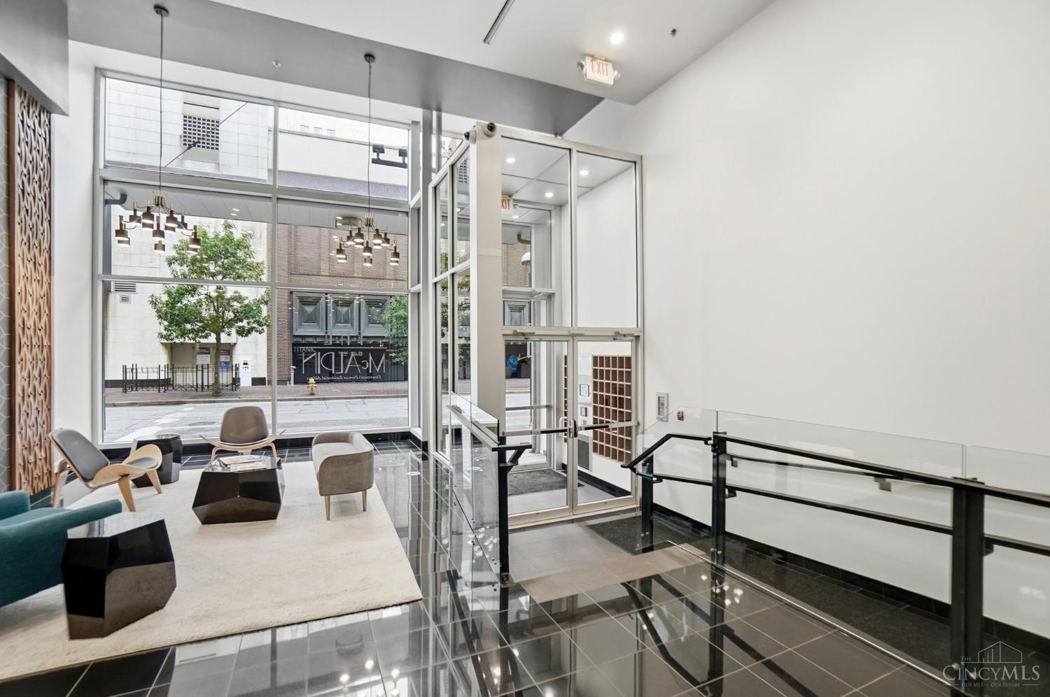 15 W 4th Street 201