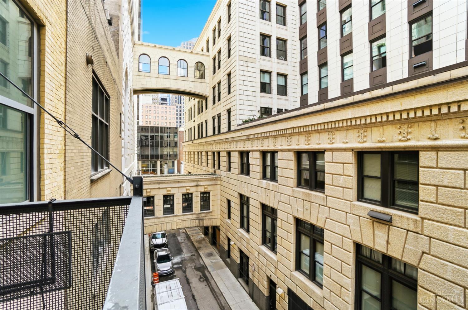 15 W 4th Street 201
