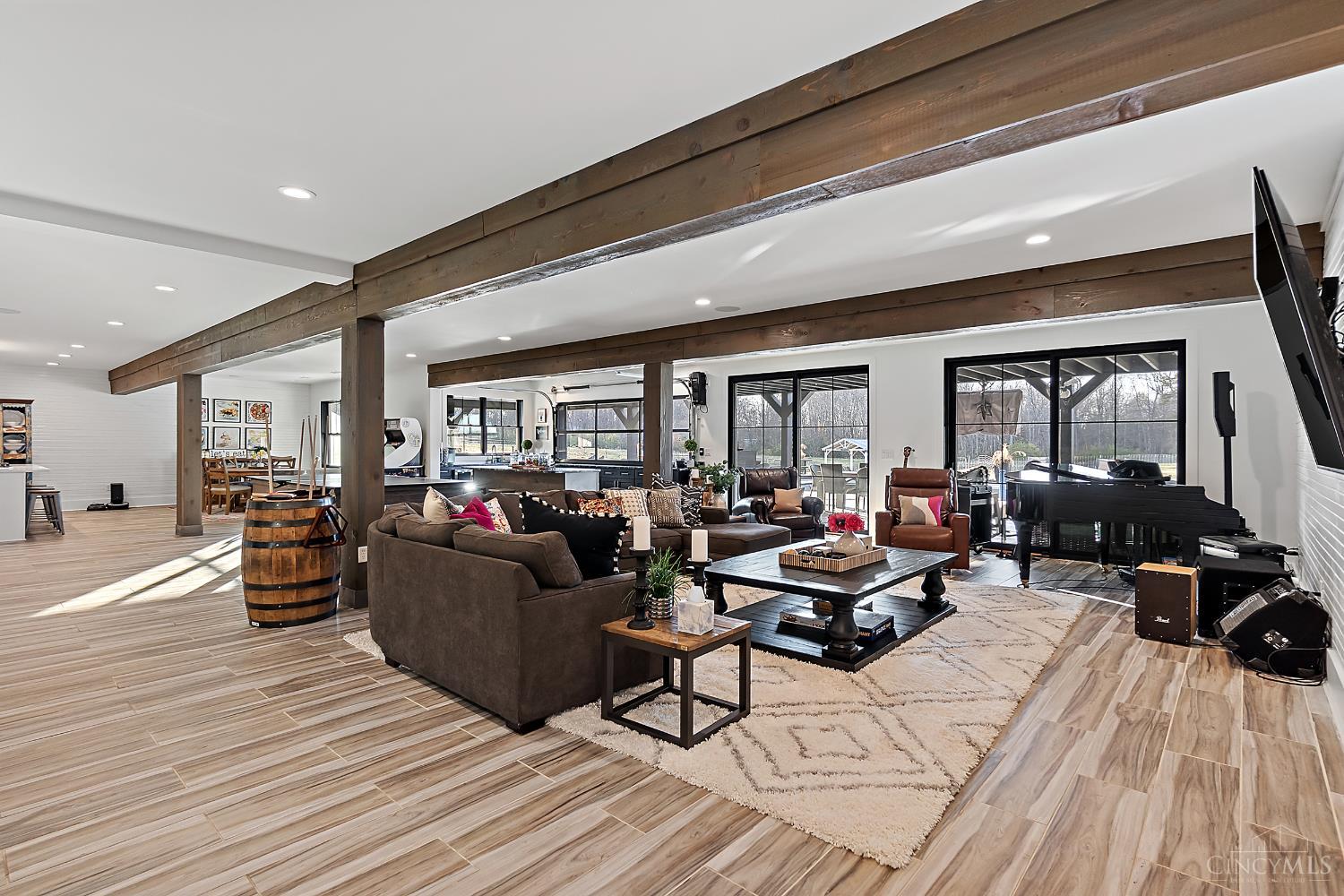 3647 State Route 222