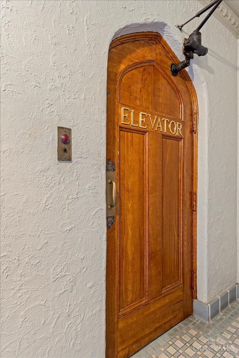 2324 Park Avenue 40