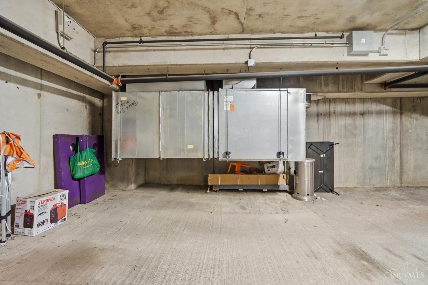 353 W Fourth Street 409