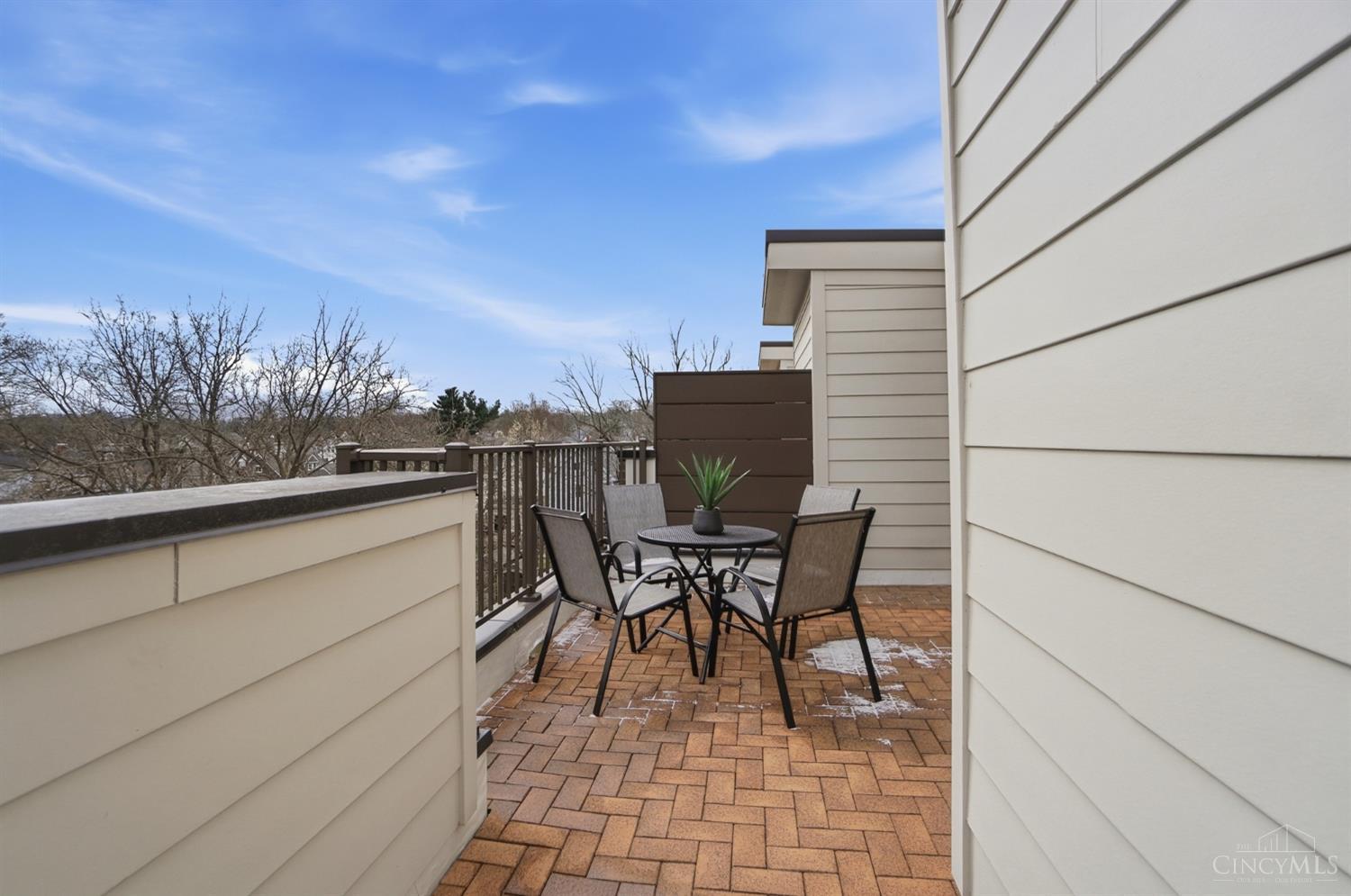 2711 Hyde Park Avenue C