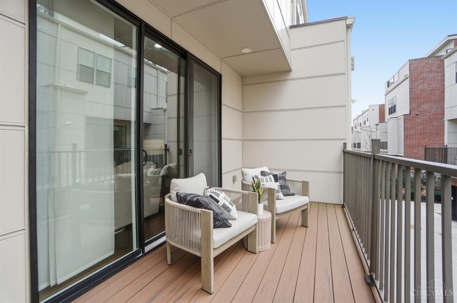 2711 Hyde Park Avenue C