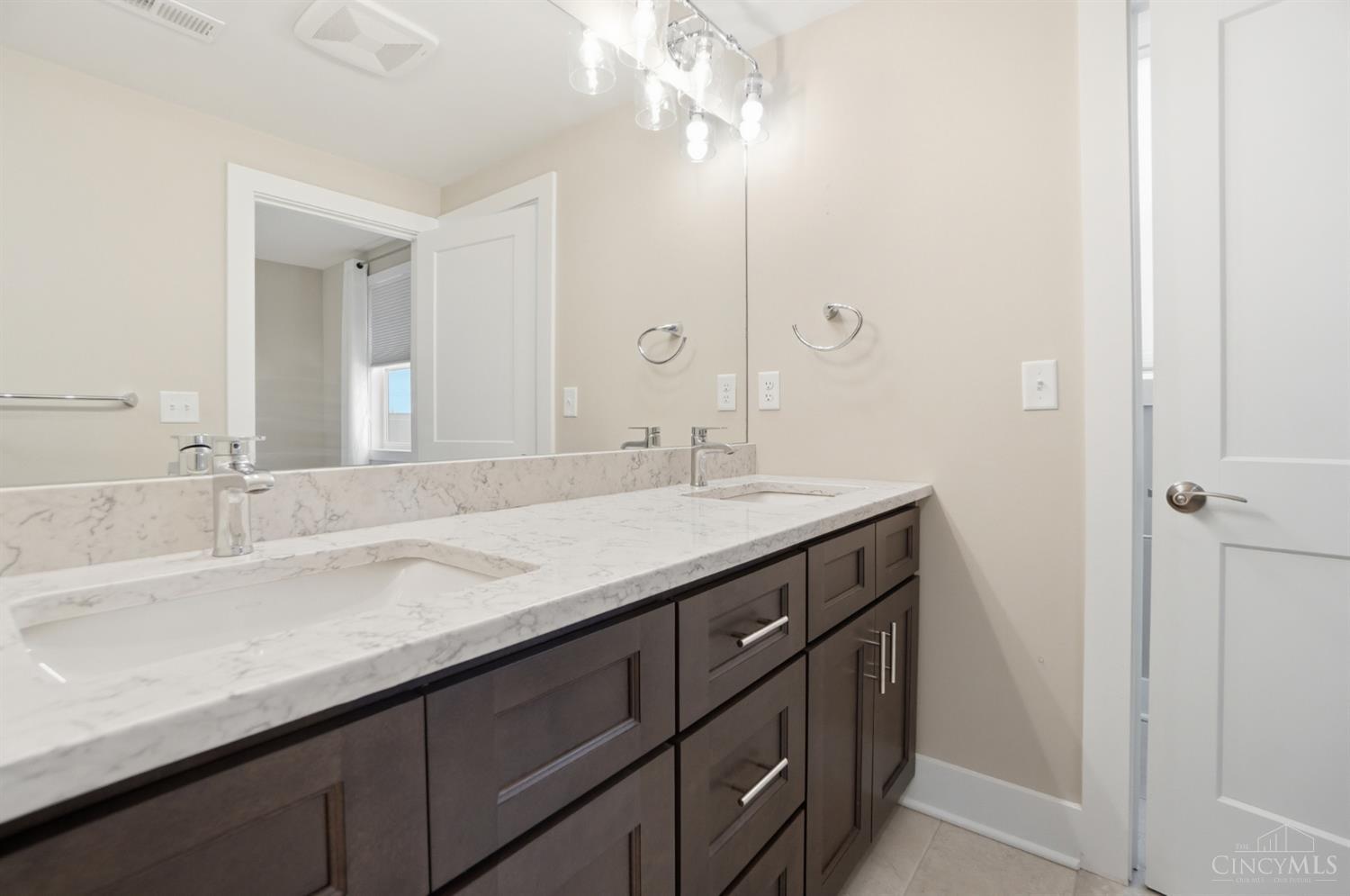 2711 Hyde Park Avenue C