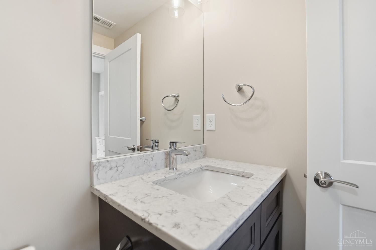 2711 Hyde Park Avenue C