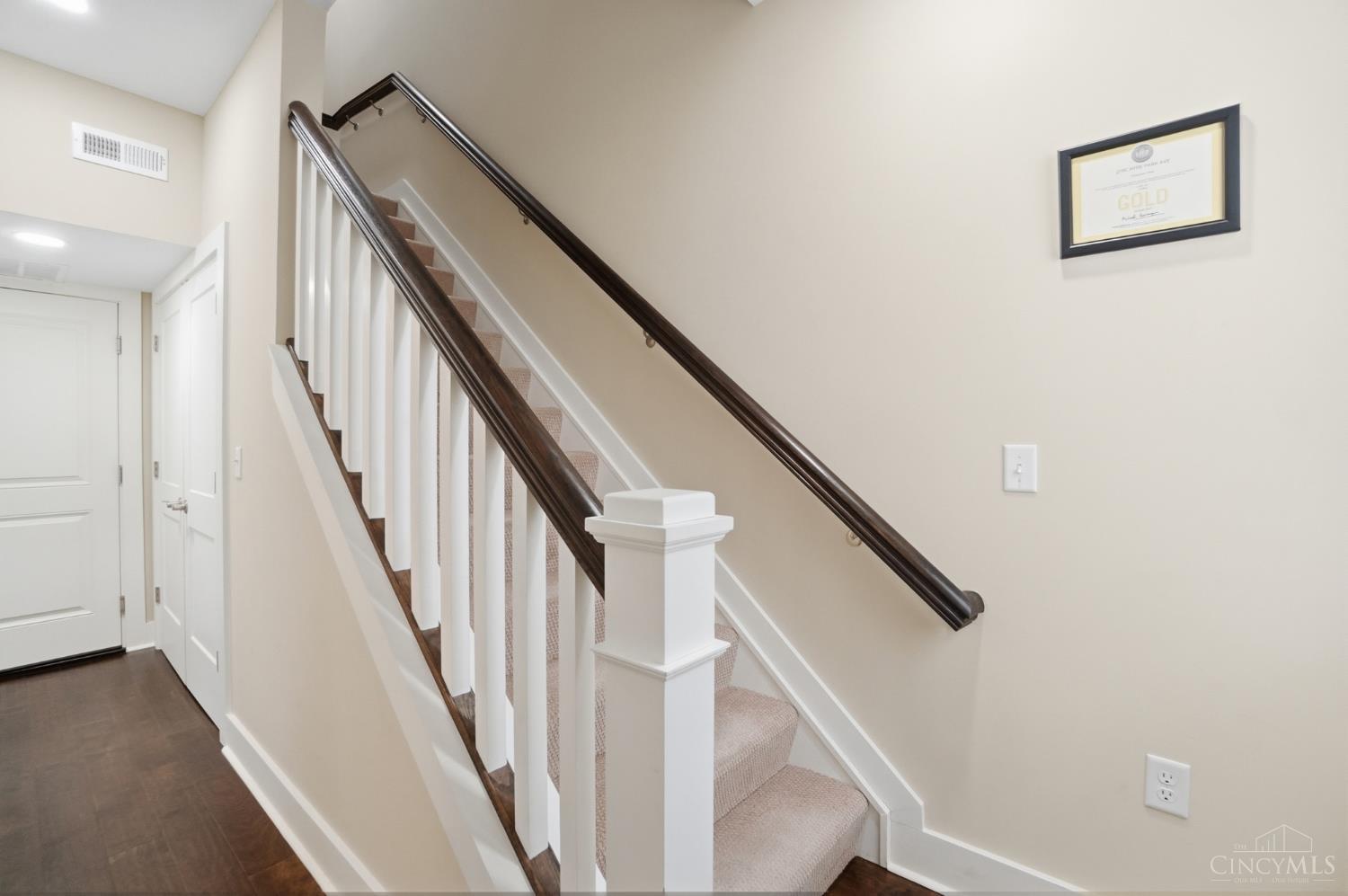 2711 Hyde Park Avenue C