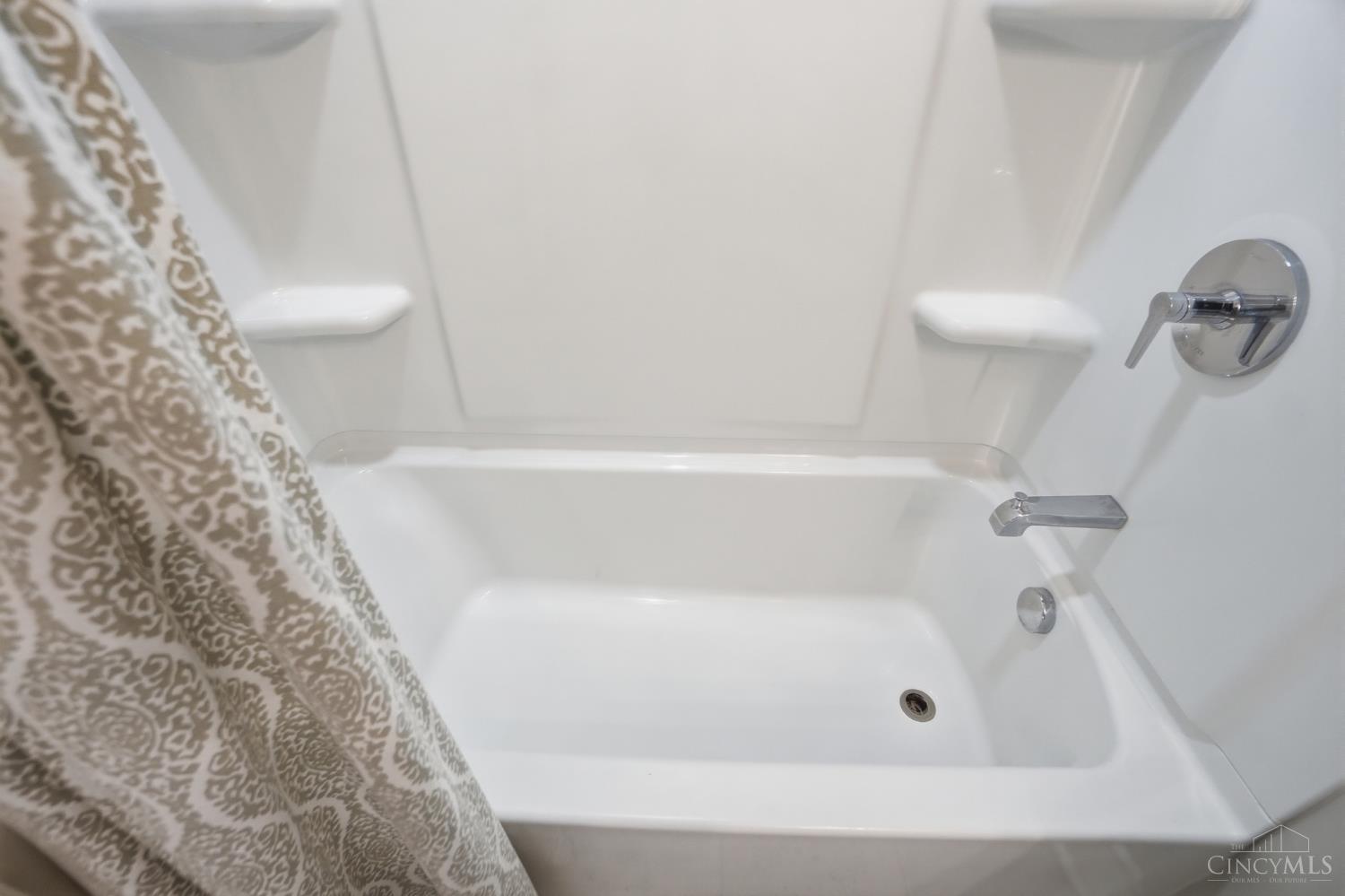 2711 Hyde Park Avenue C