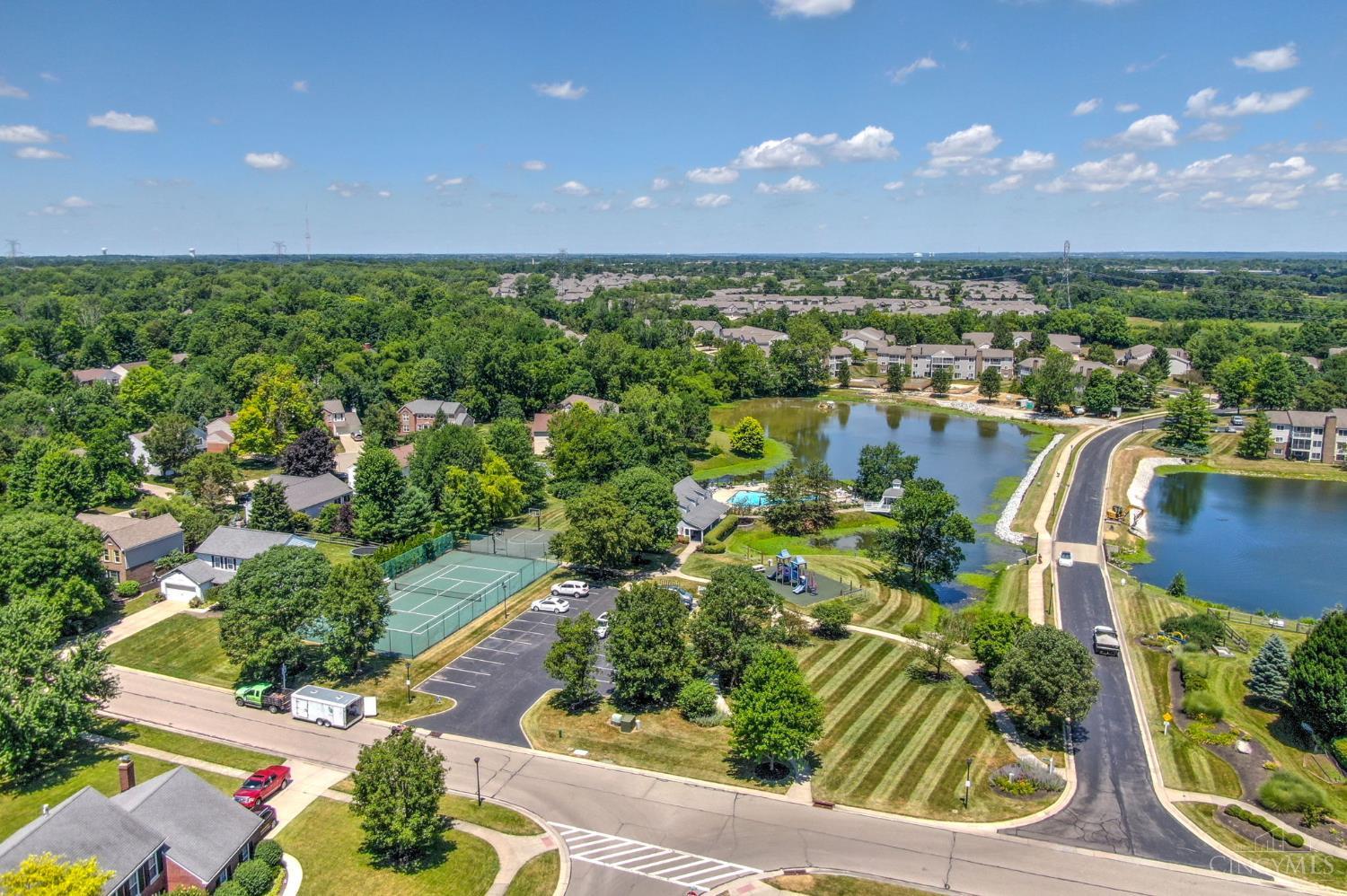 4472 S Mallard Cove