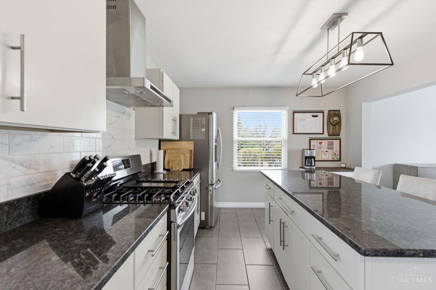 4472 S Mallard Cove