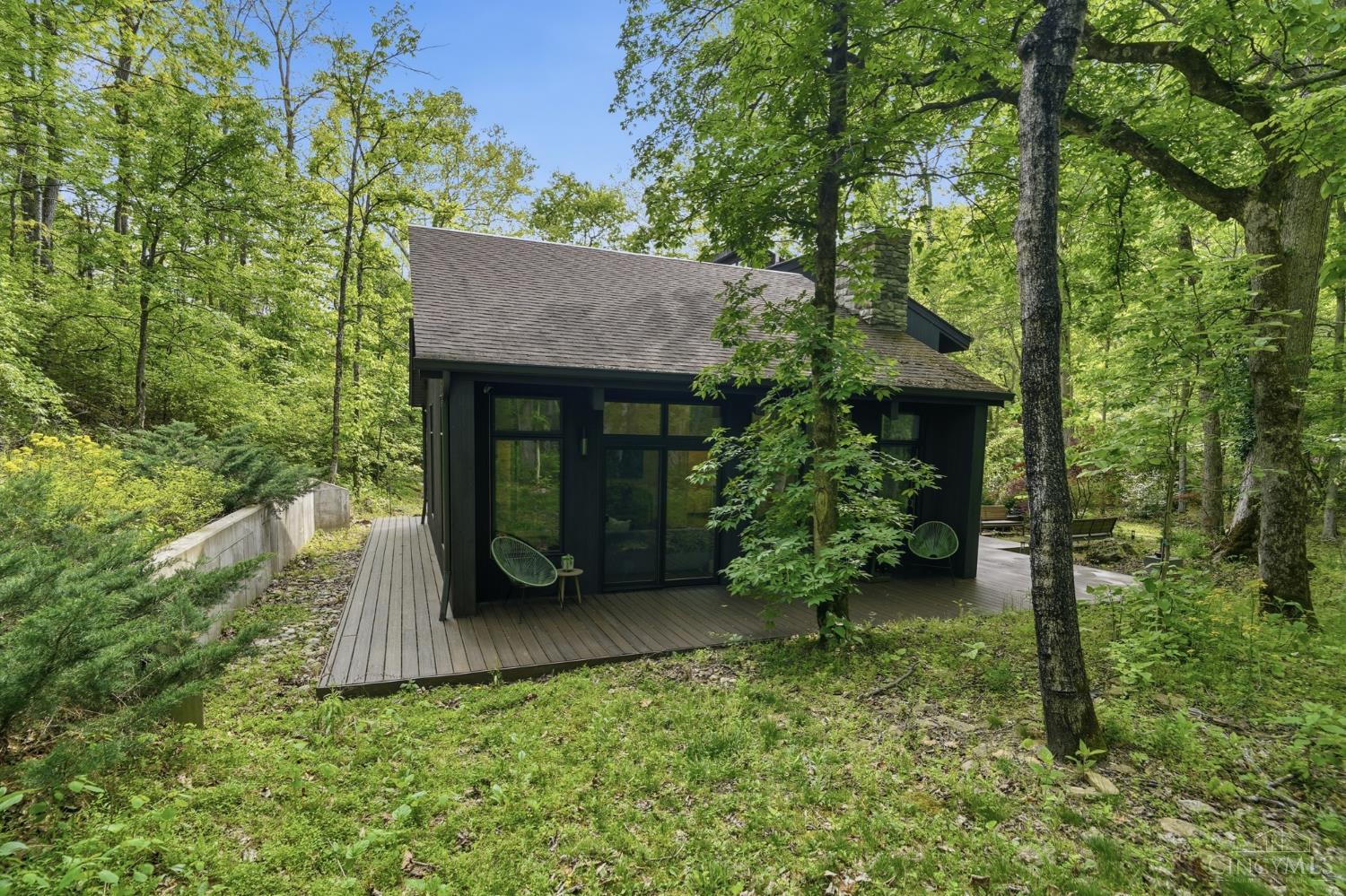 454 8 Mile Road