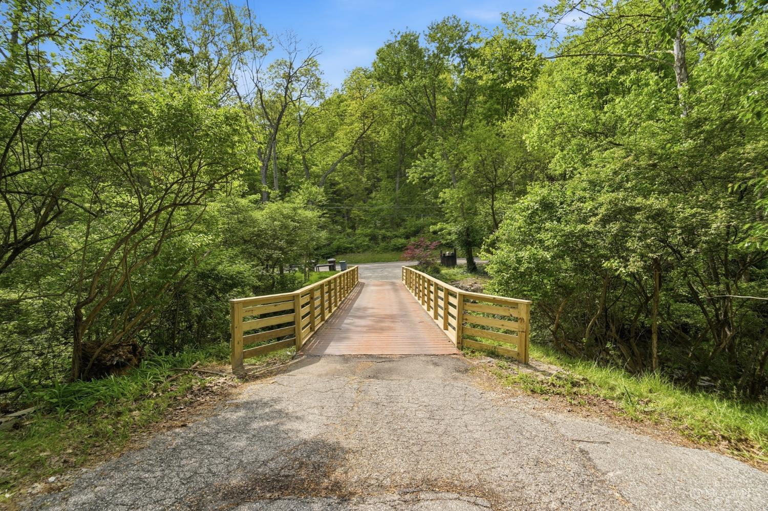 454 8 Mile Road