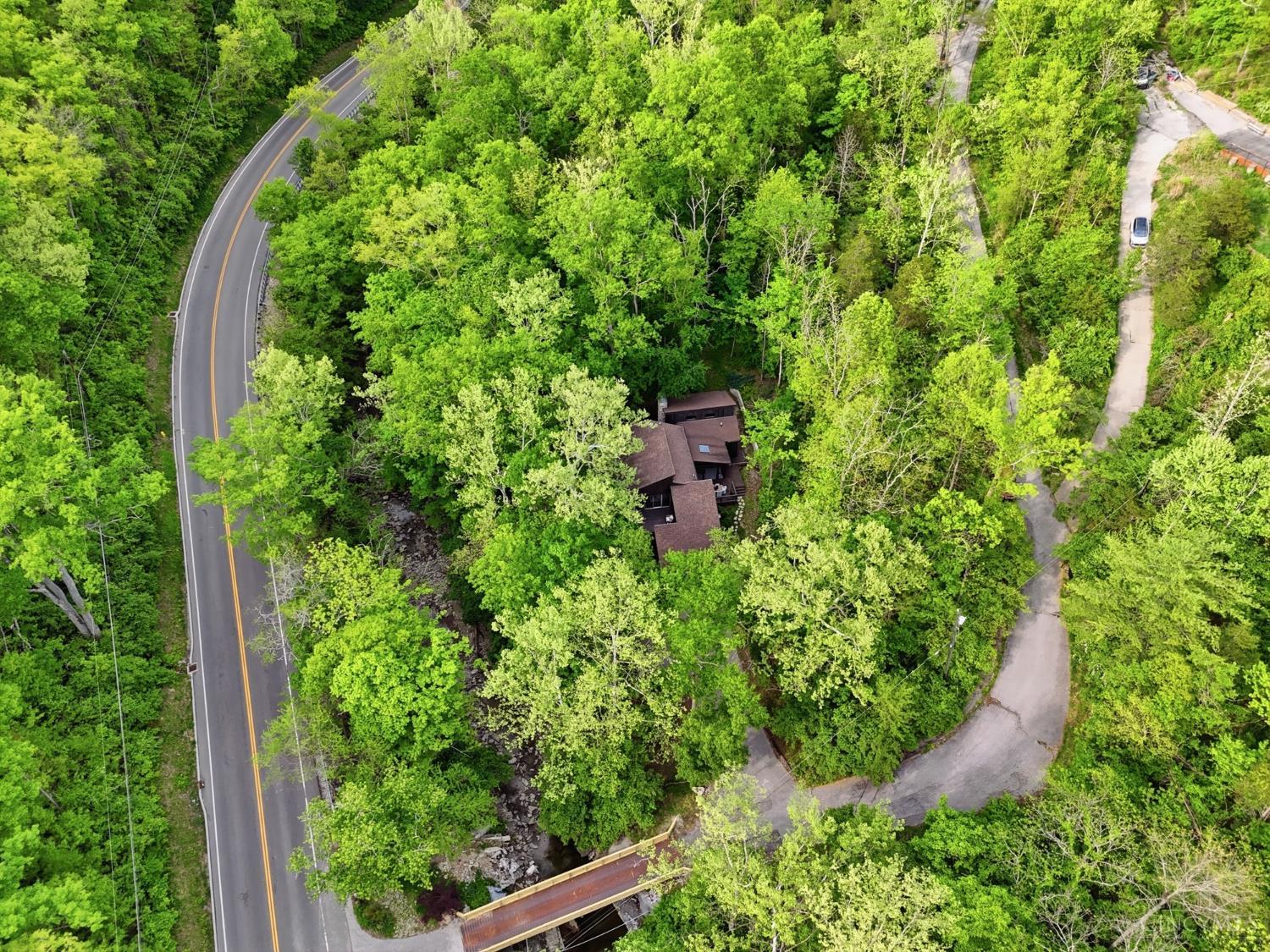 454 8 Mile Road
