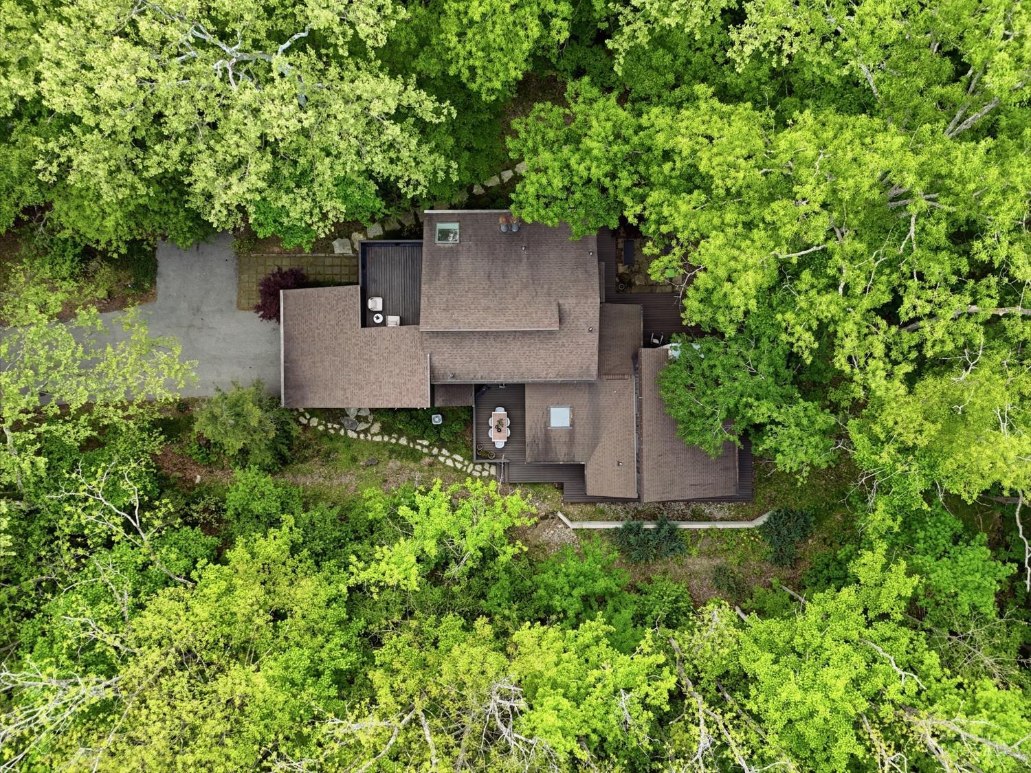 454 8 Mile Road