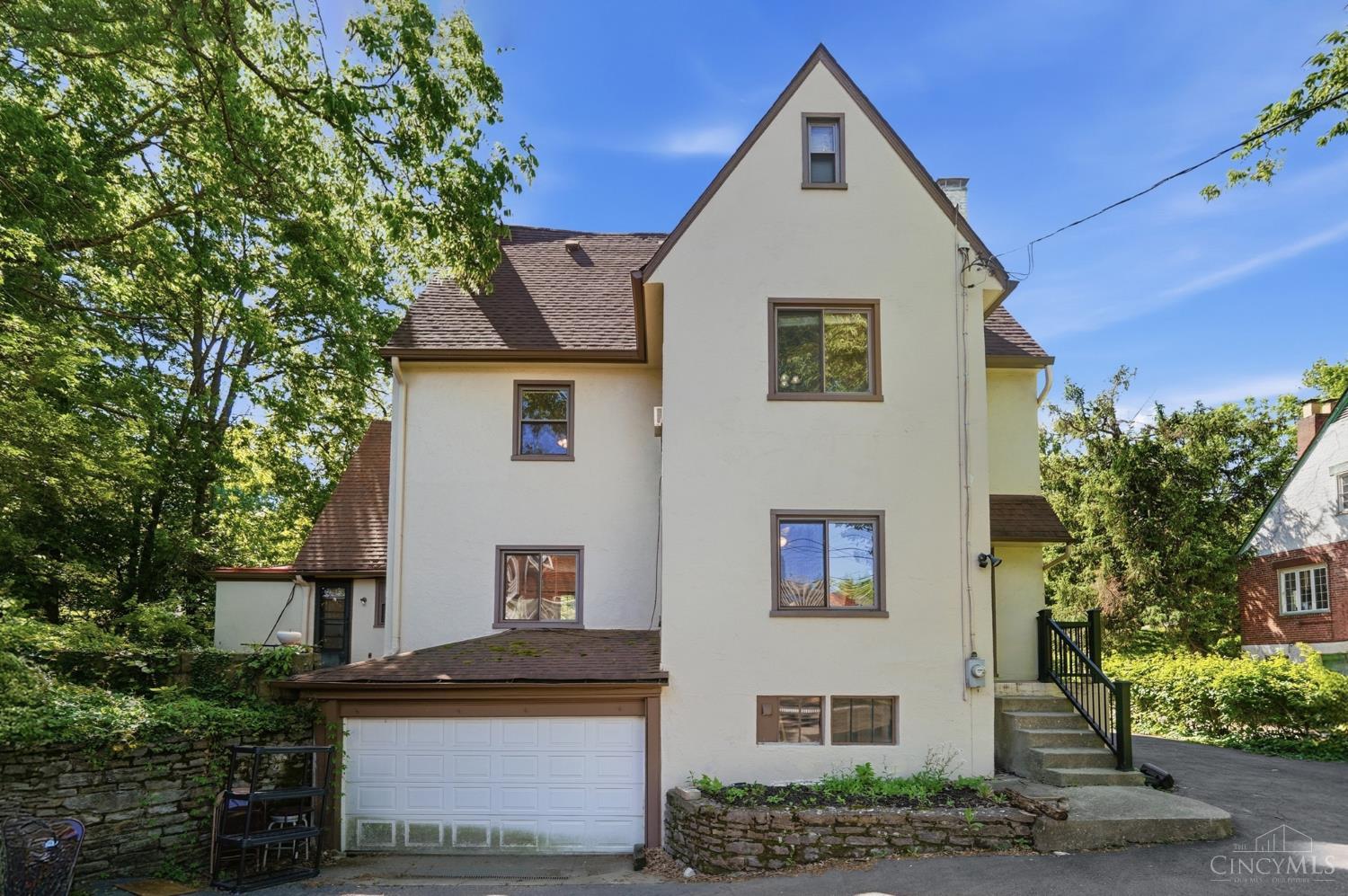 3931 Leyman Drive