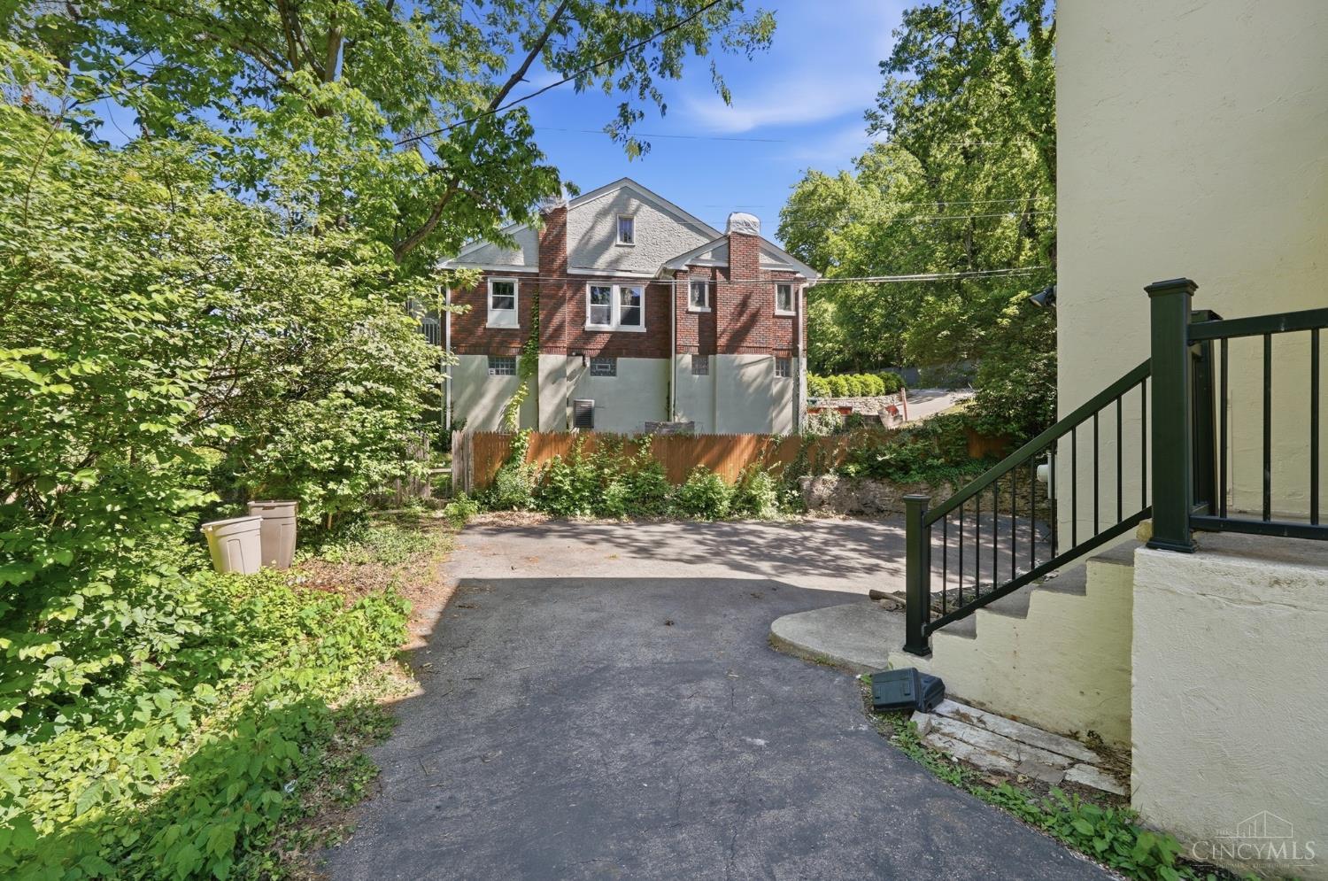 3931 Leyman Drive