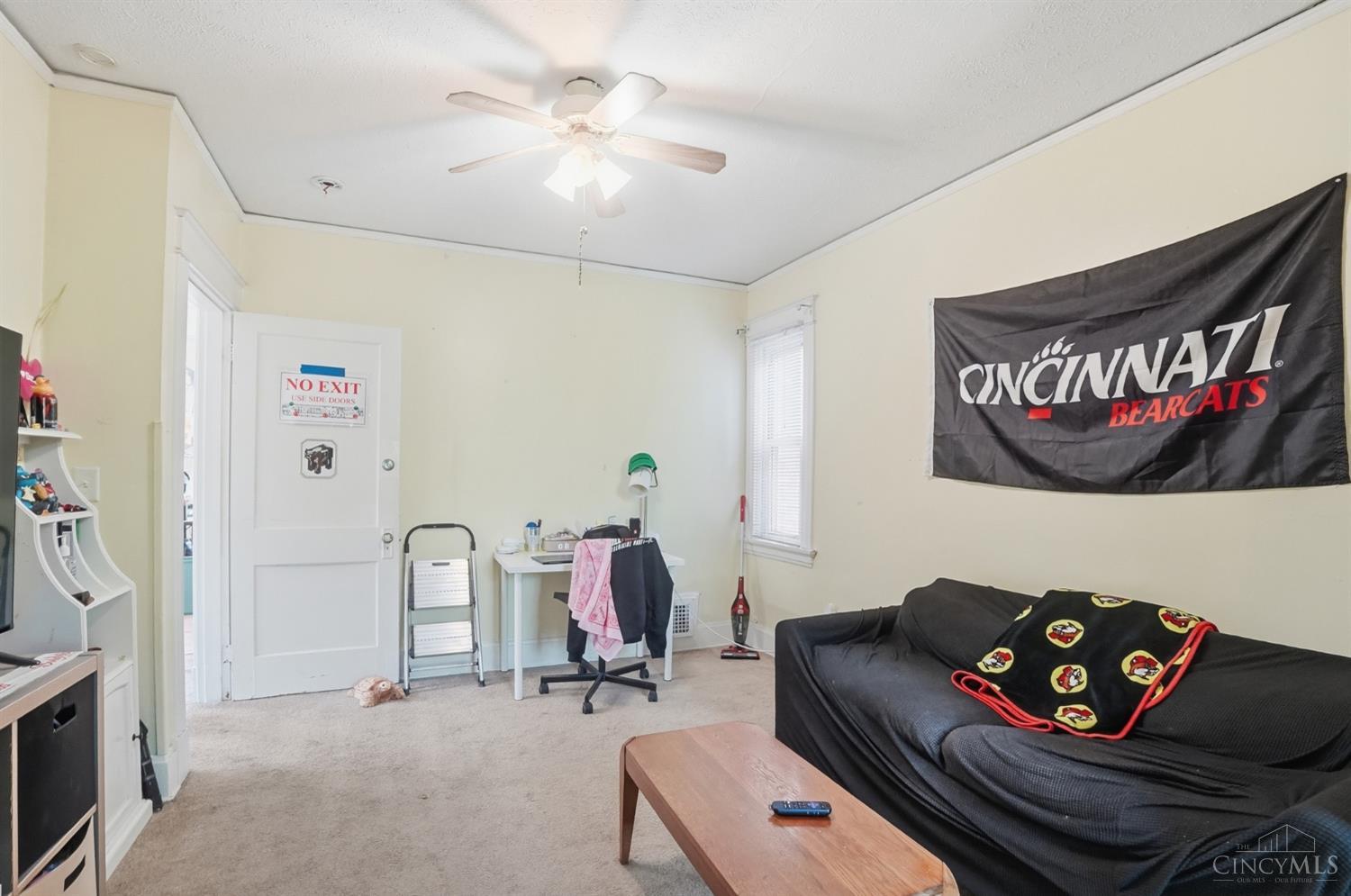 2355 Chickasaw Street