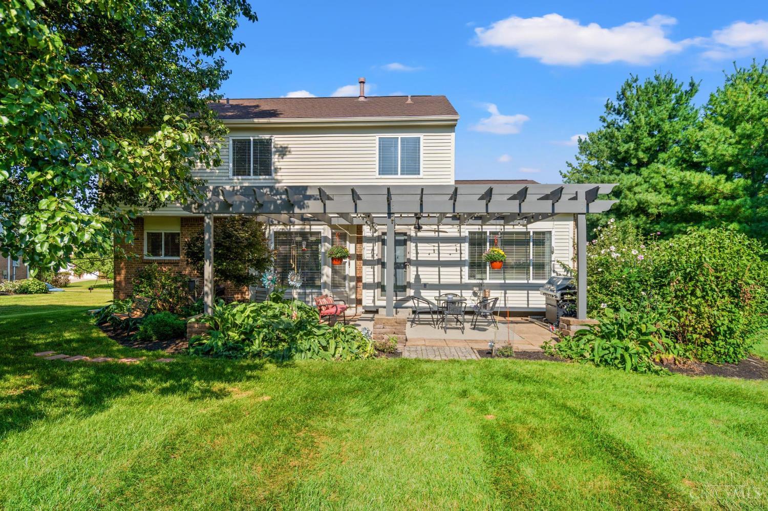 218 Silver Fox Court