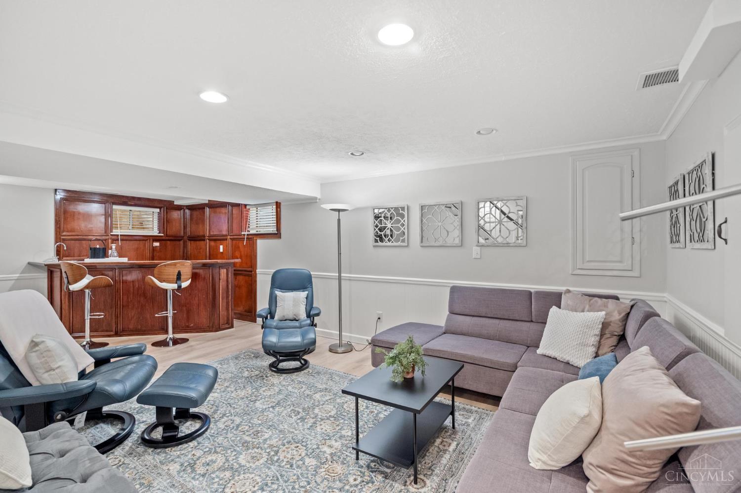 218 Silver Fox Court