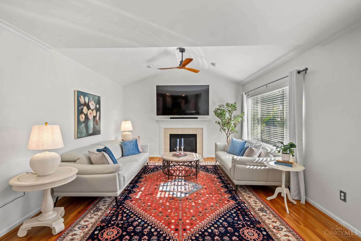218 Silver Fox Court
