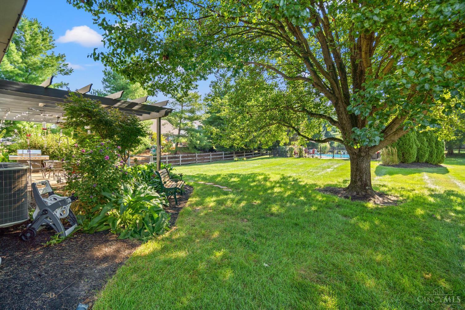 218 Silver Fox Court
