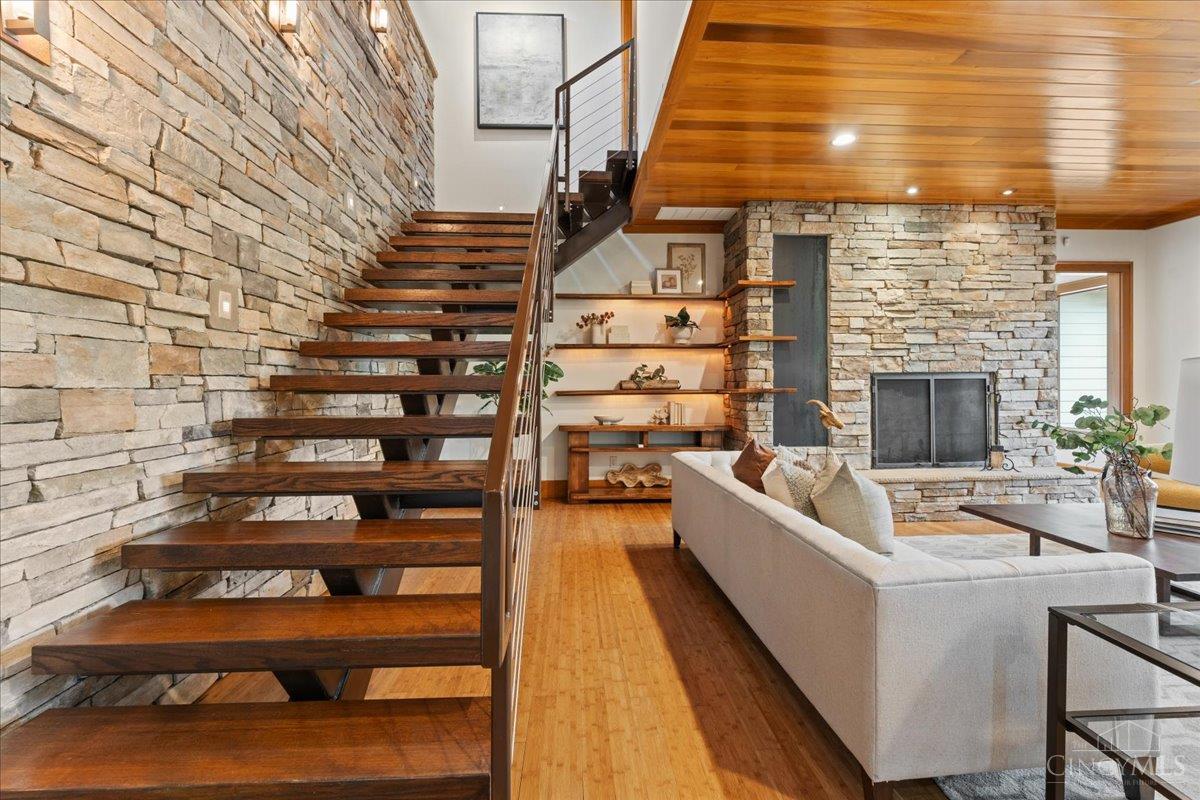 1805 Waggoner Riffle Road