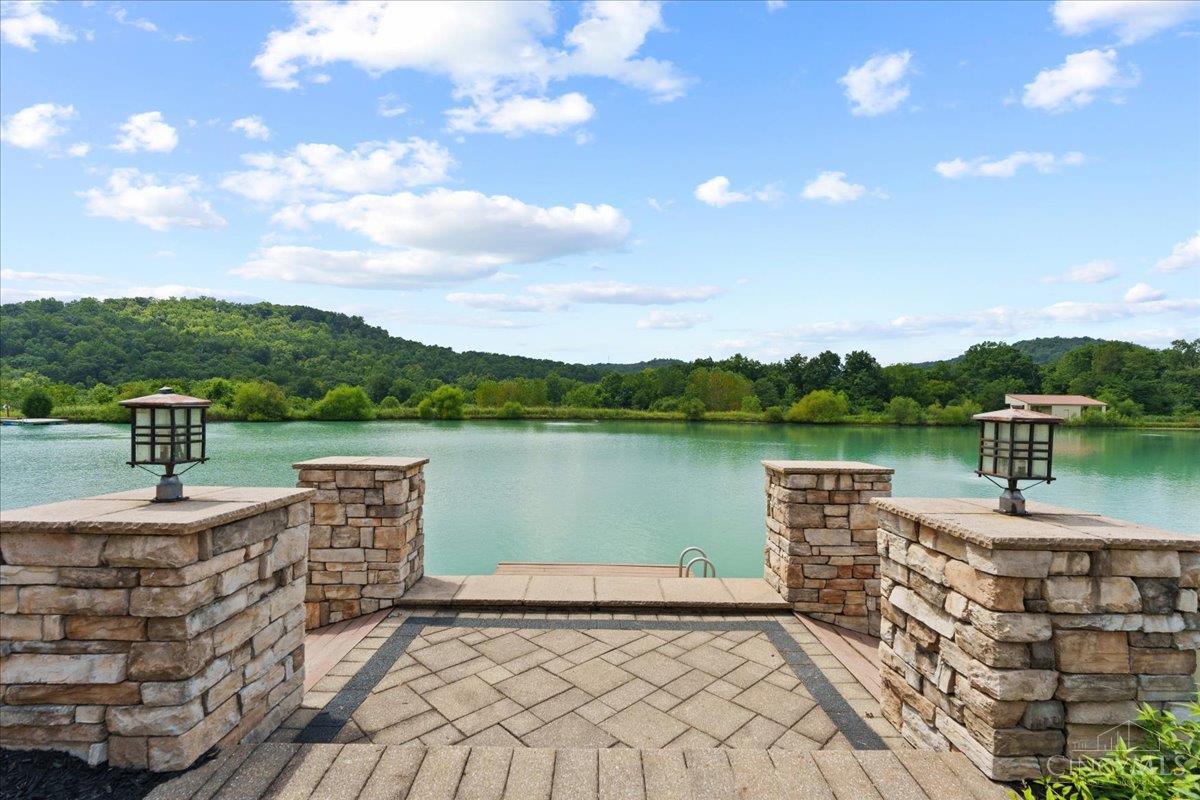 1805 Waggoner Riffle Road