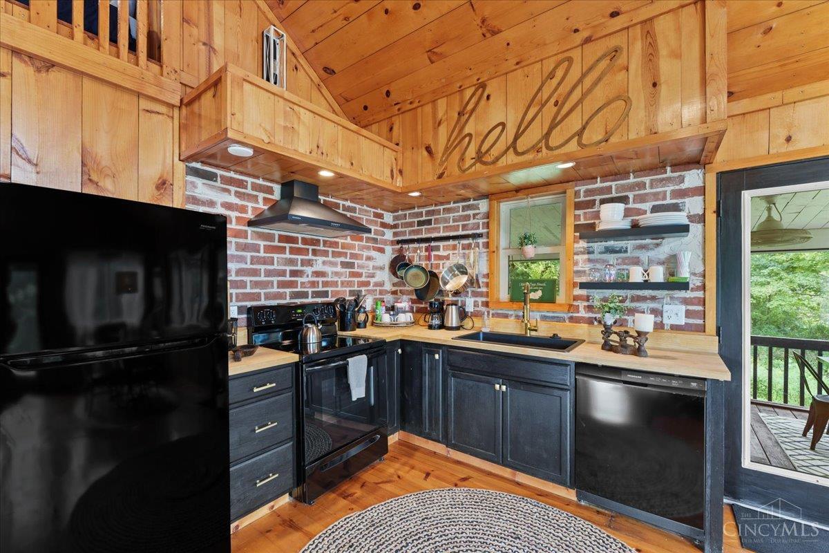 1805 Waggoner Riffle Road