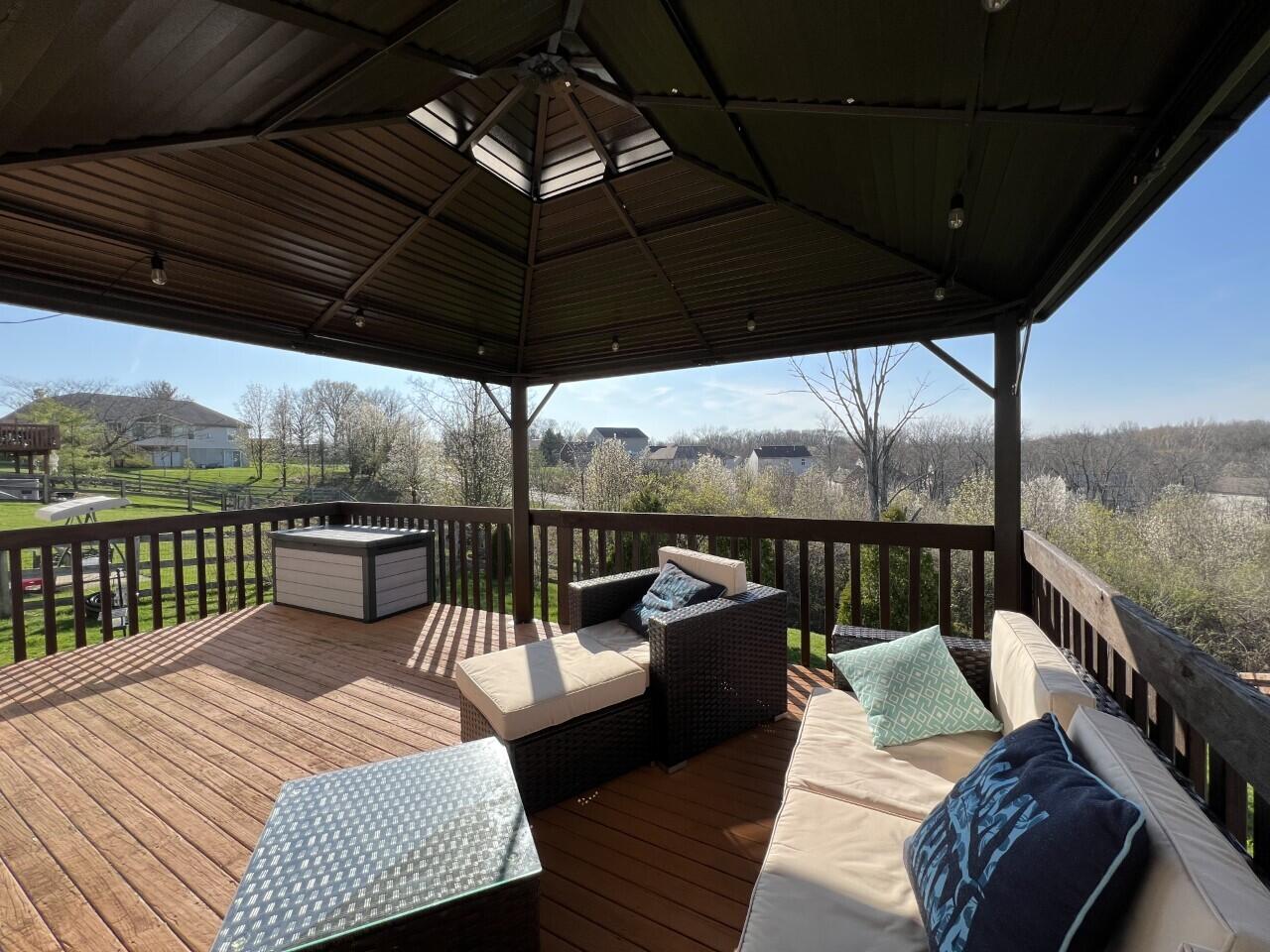 10202 Chestnut Oak Drive