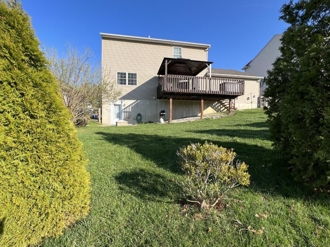 10202 Chestnut Oak Drive