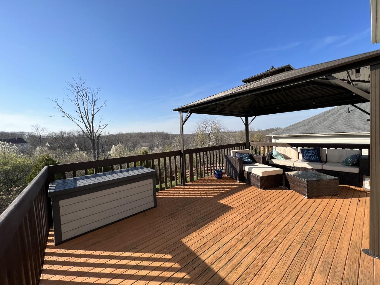 10202 Chestnut Oak Drive