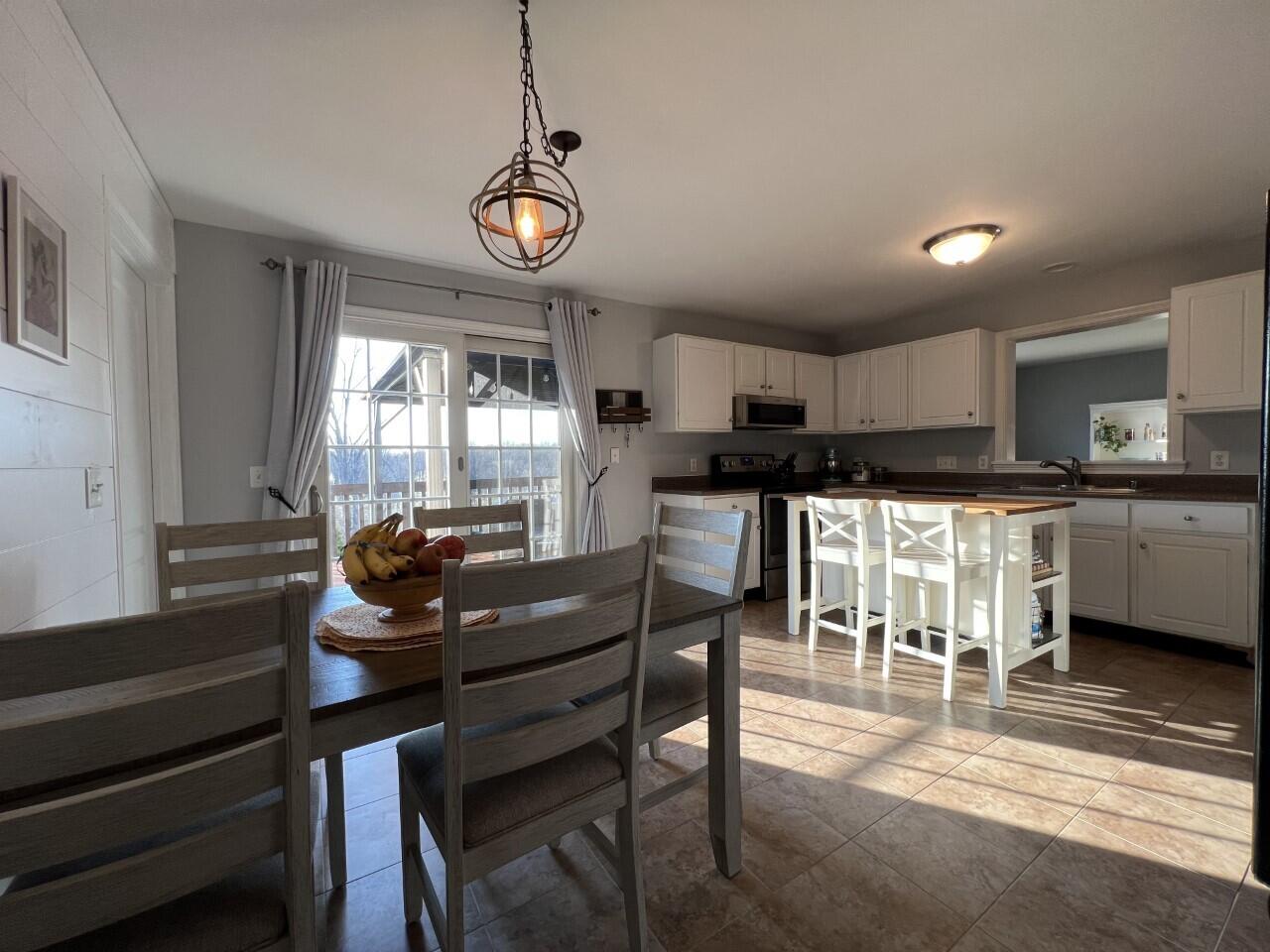 10202 Chestnut Oak Drive