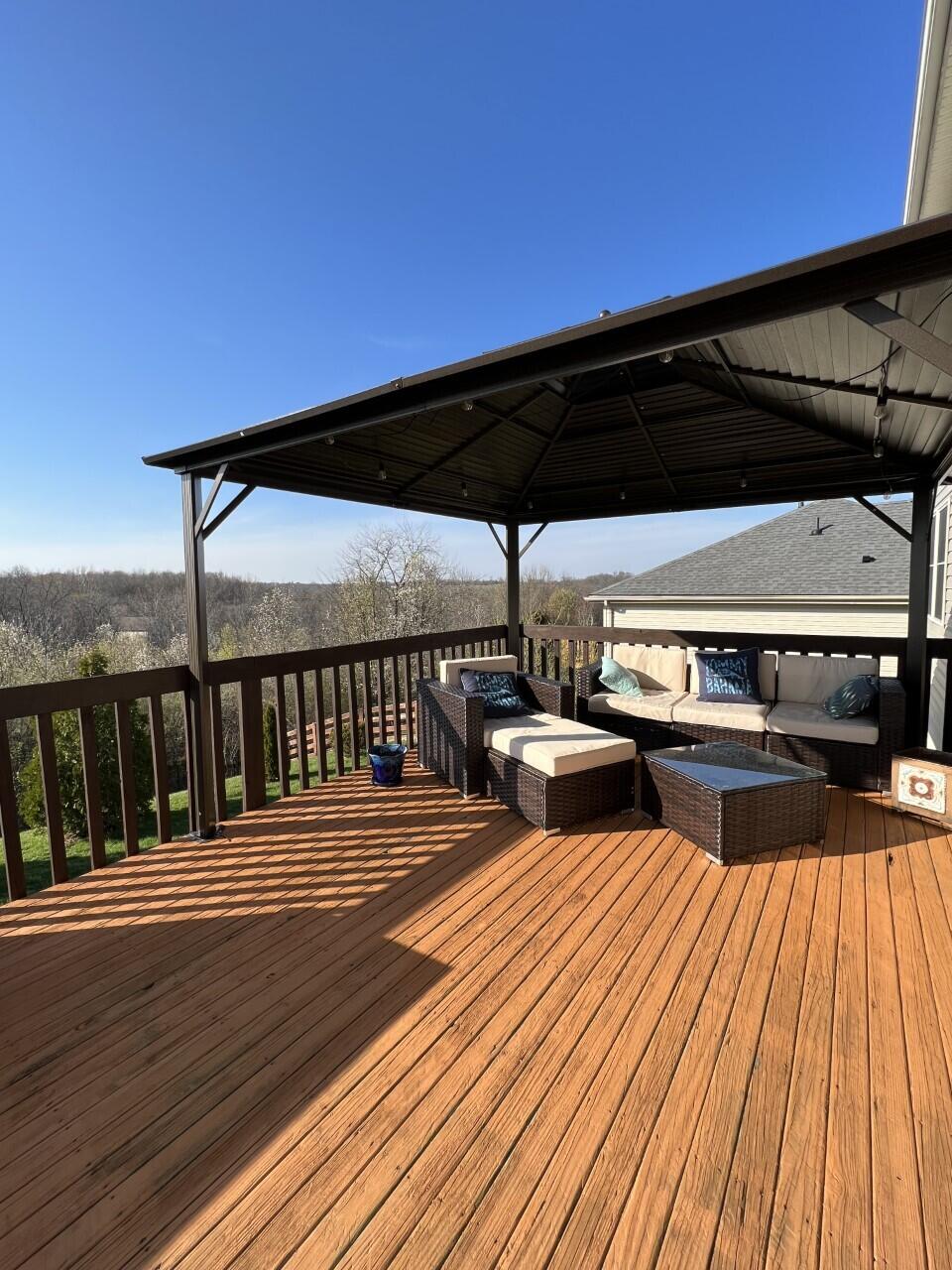 10202 Chestnut Oak Drive