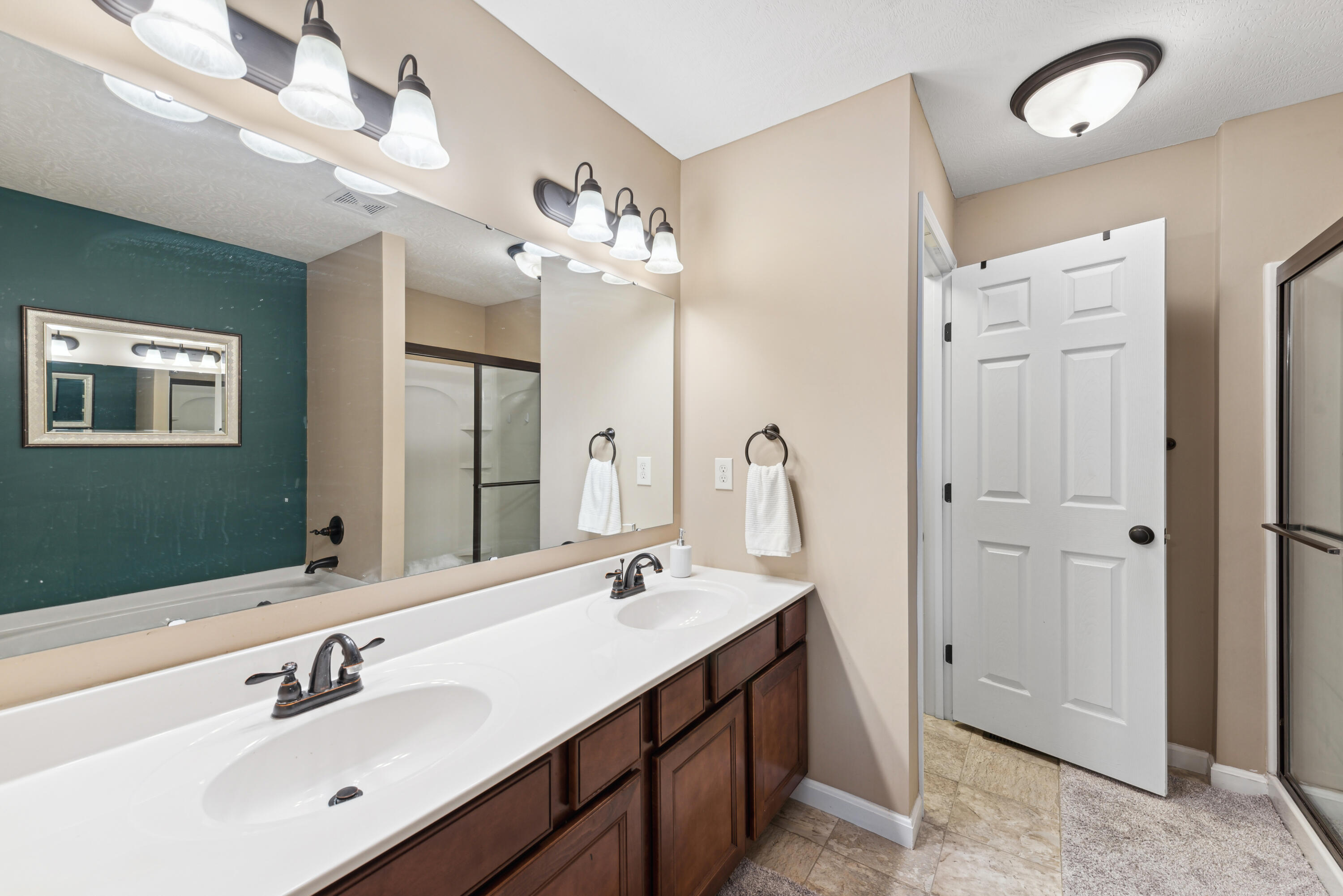 3005 Alderbrook Drive