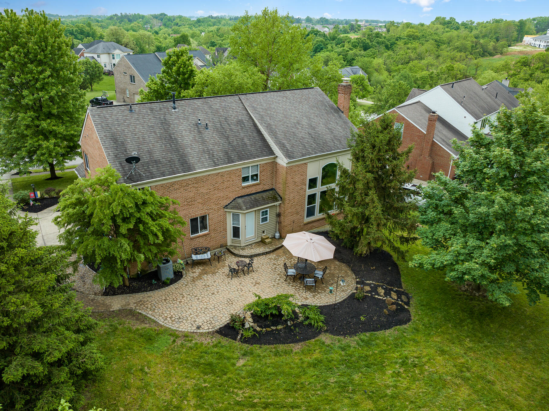 1610 Grandview Drive